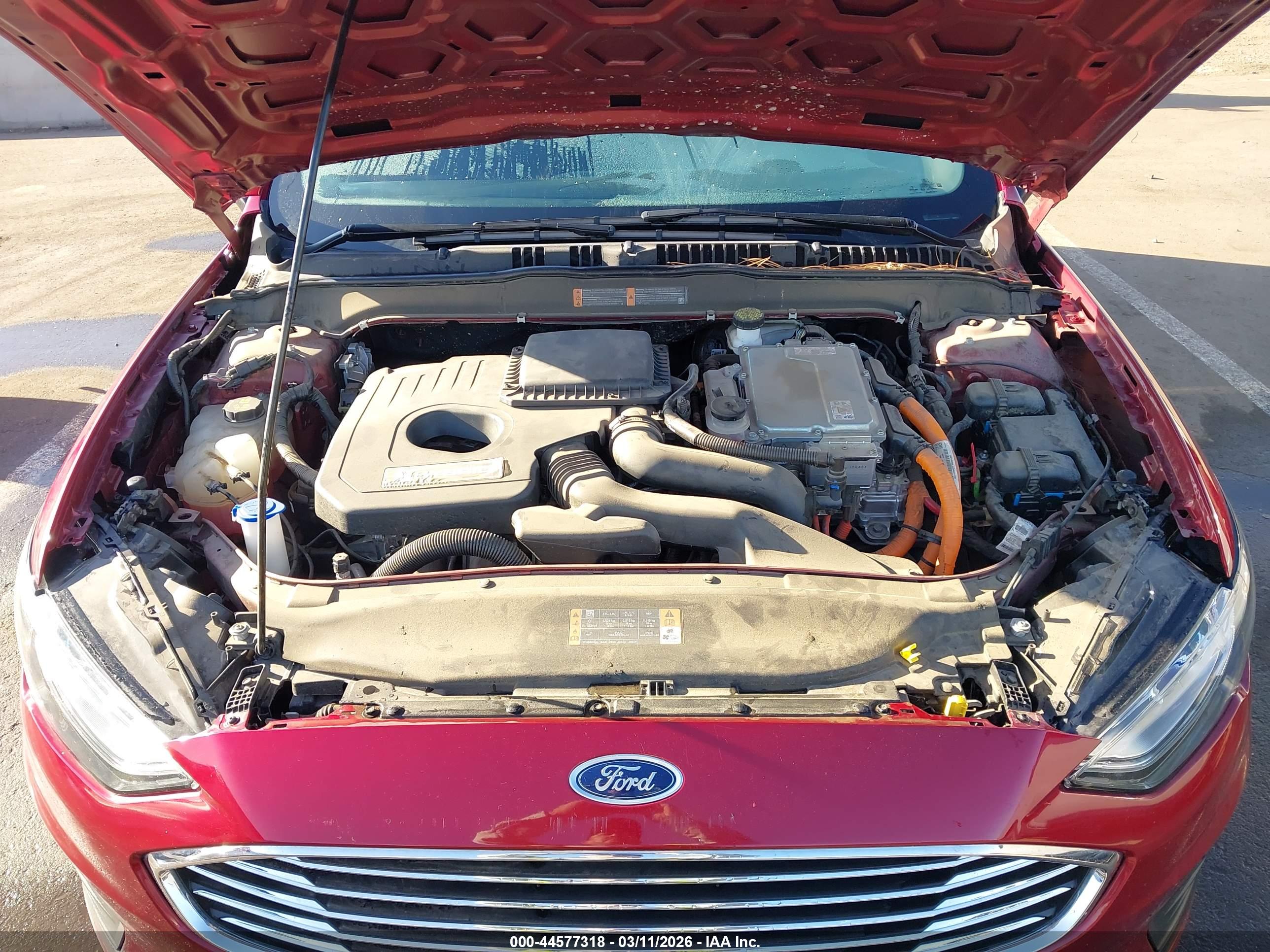 FORD FUSION image 10