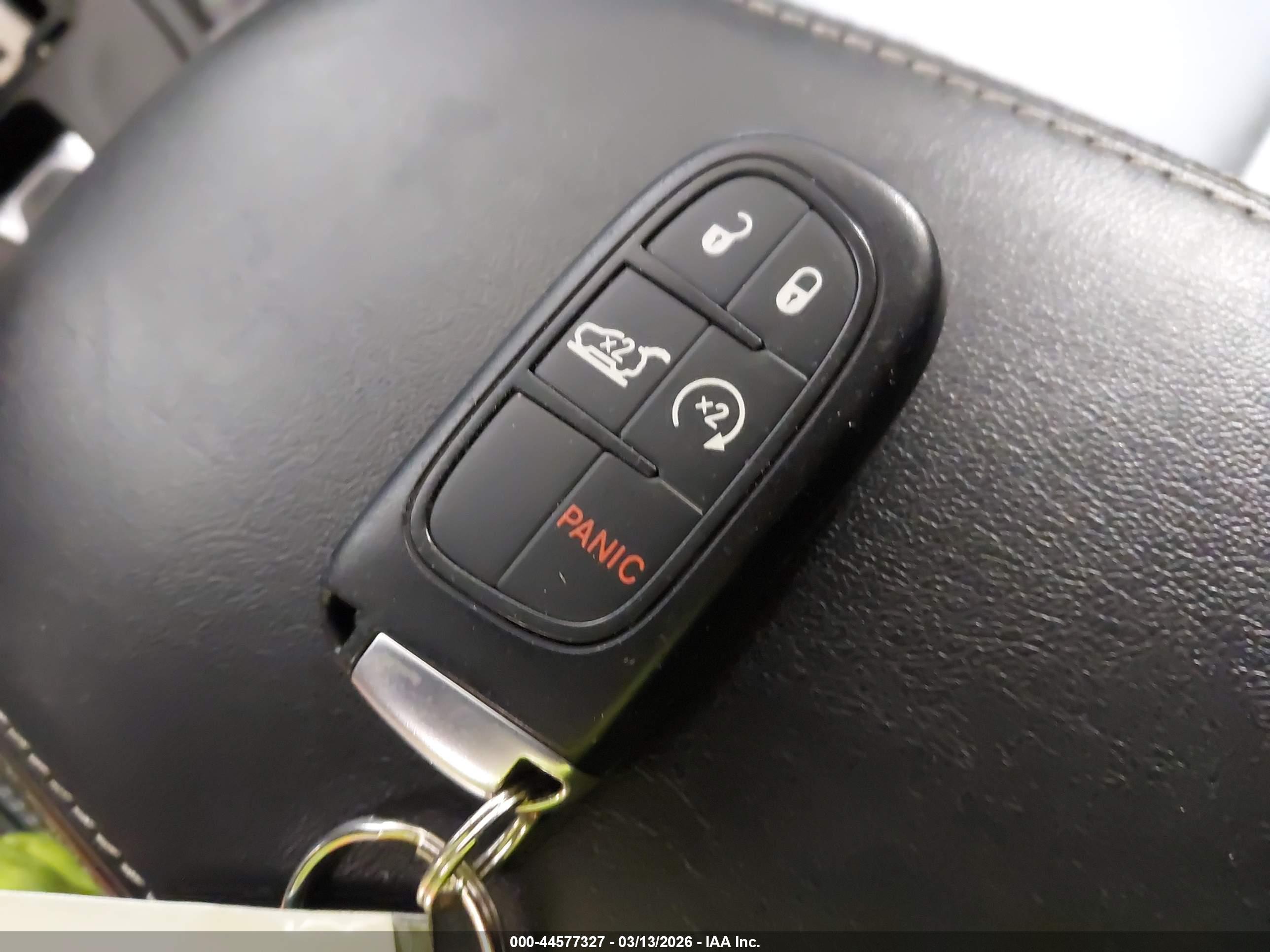 JEEP CHEROKEE image 11