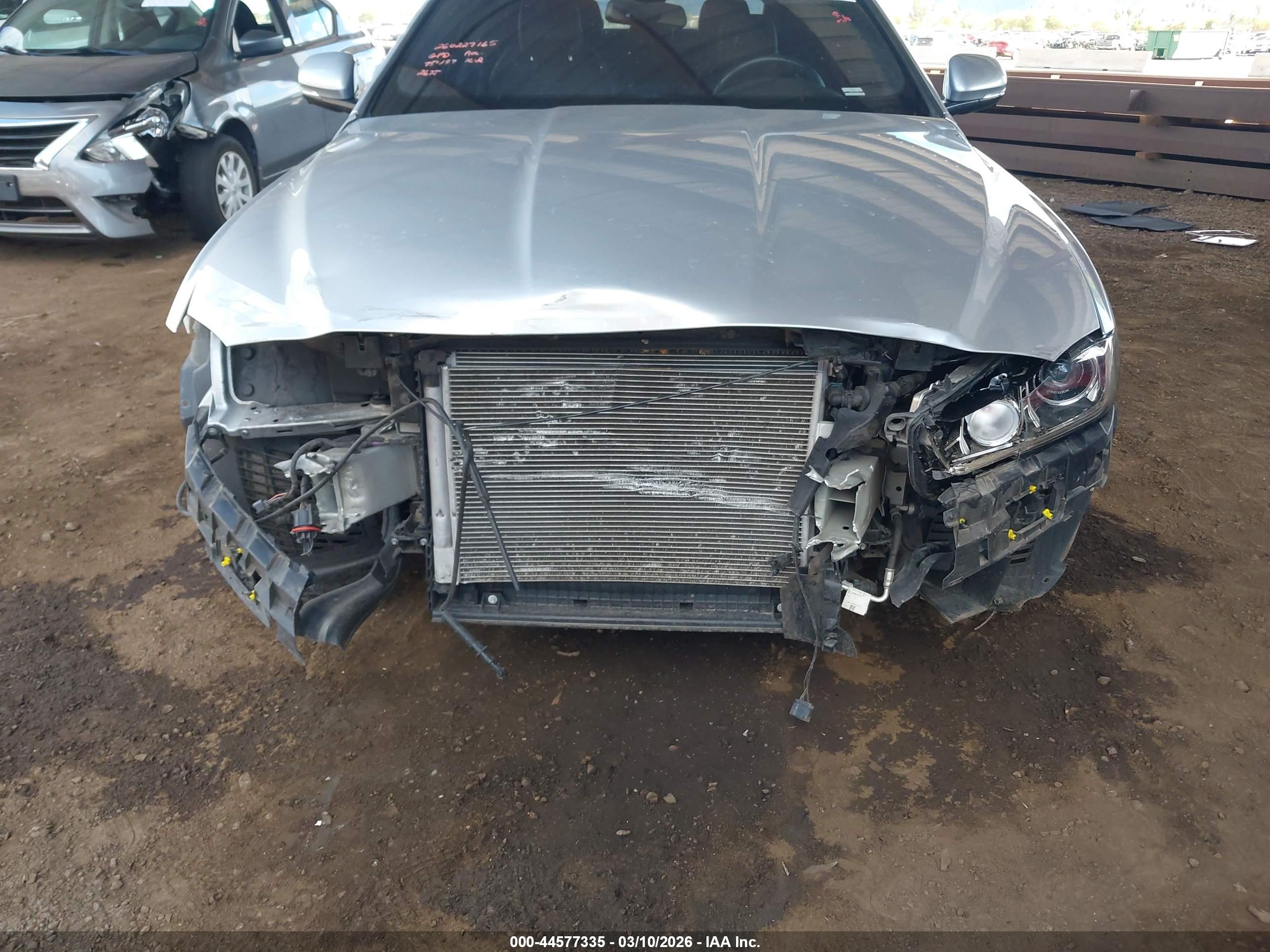 JAGUAR XE image 6