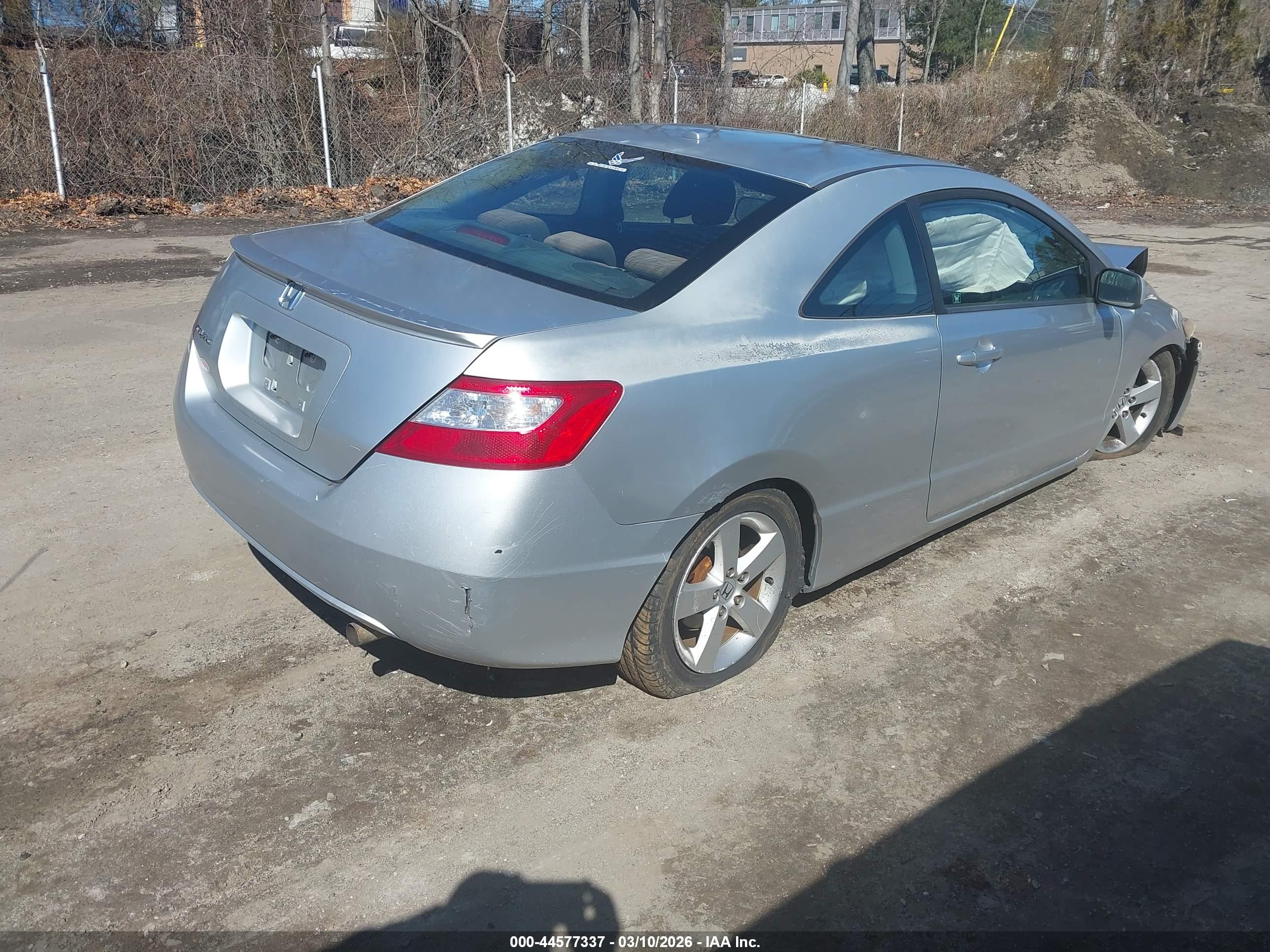 HONDA CIVIC image 4
