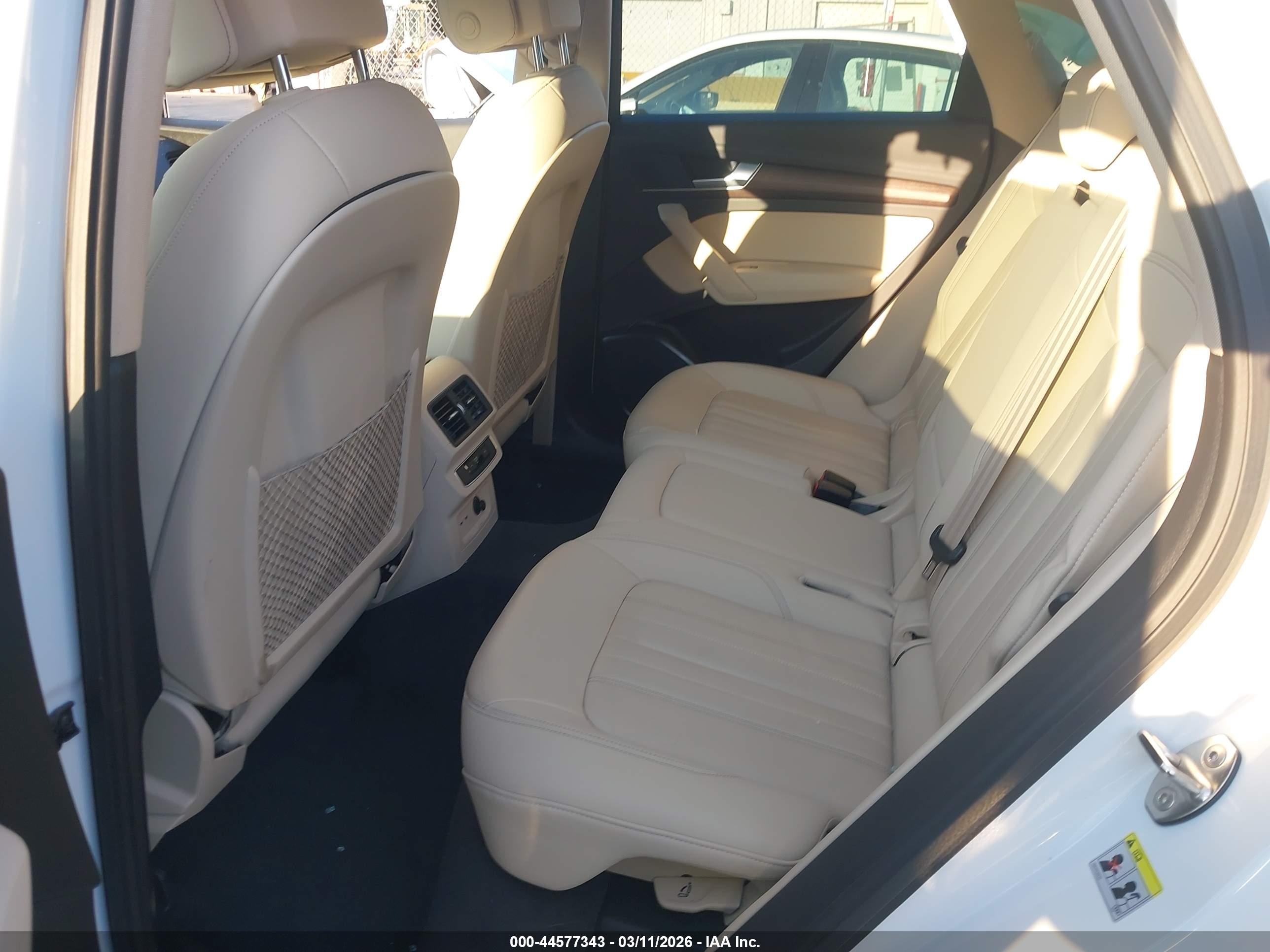 AUDI Q5 image 8
