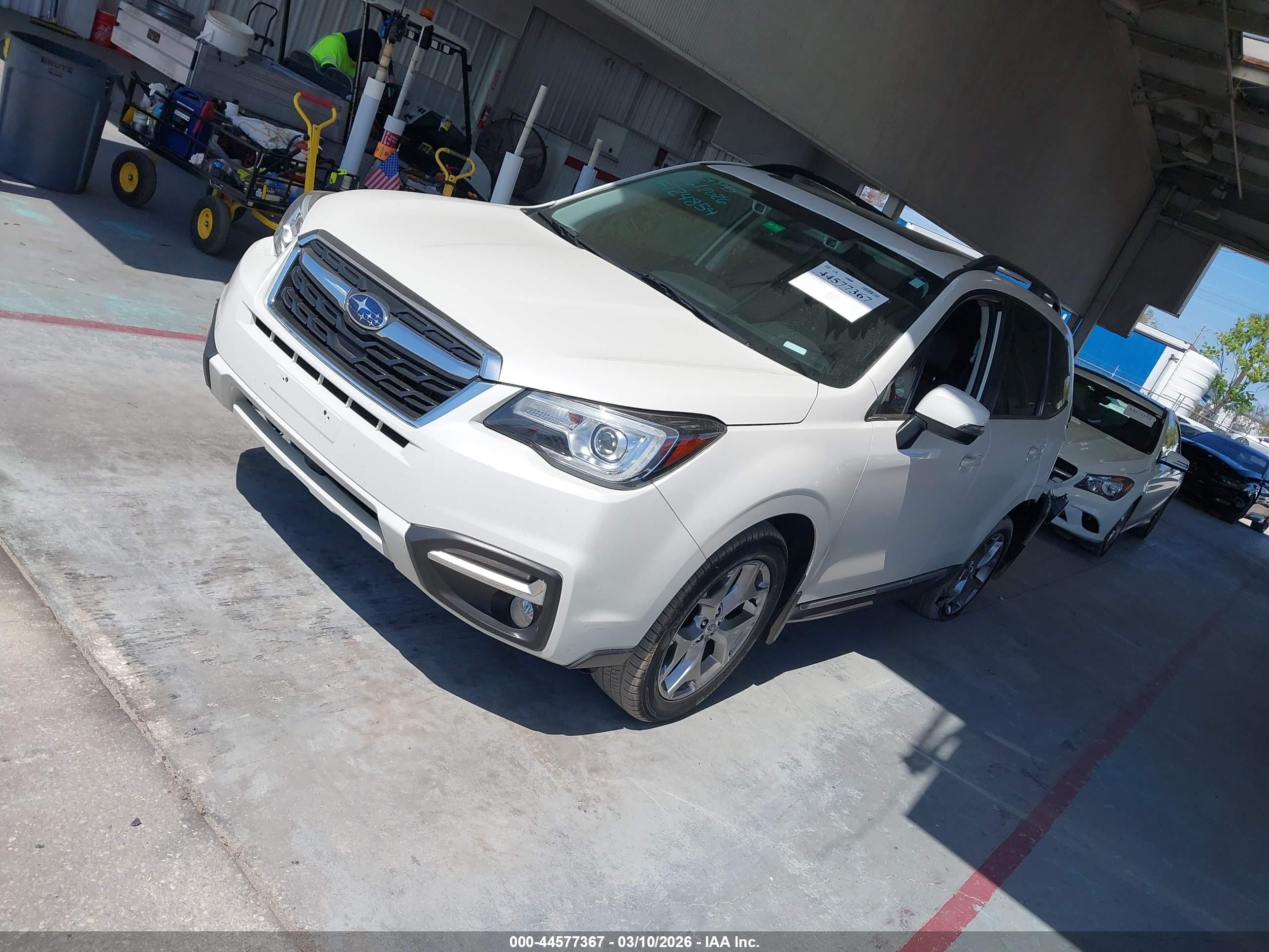 SUBARU FORESTER image 2