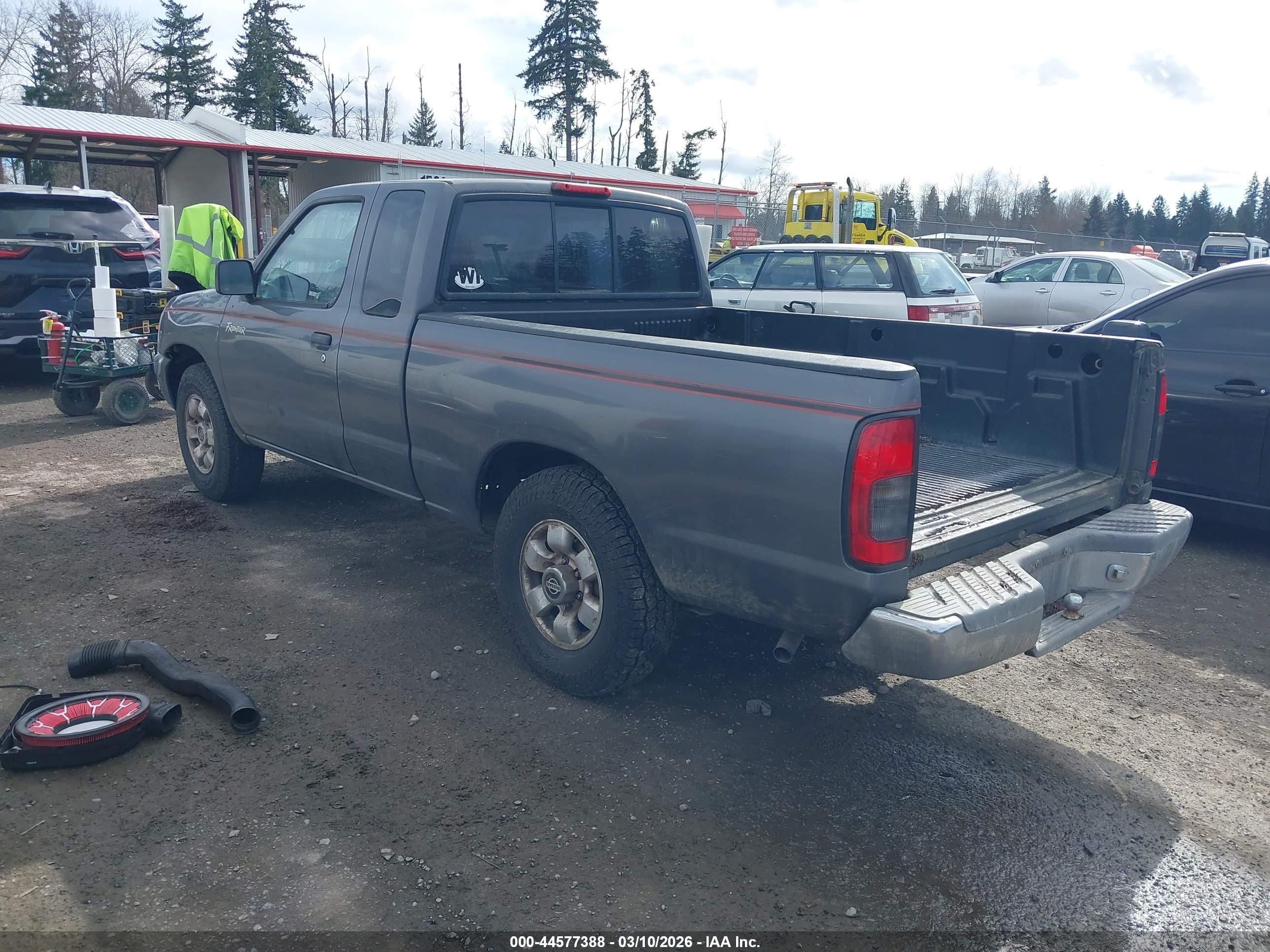 NISSAN FRONTIER image 3