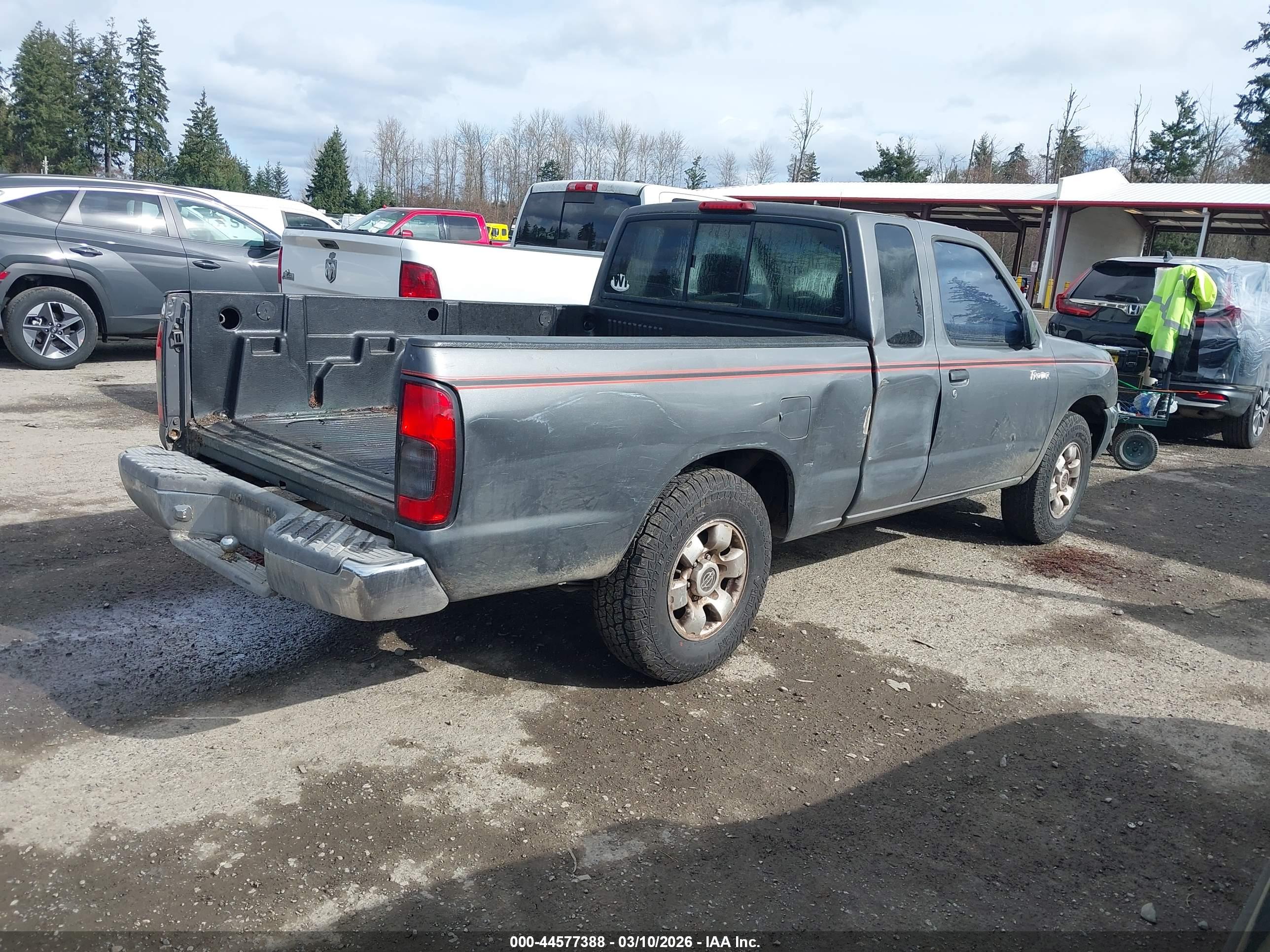 NISSAN FRONTIER image 4