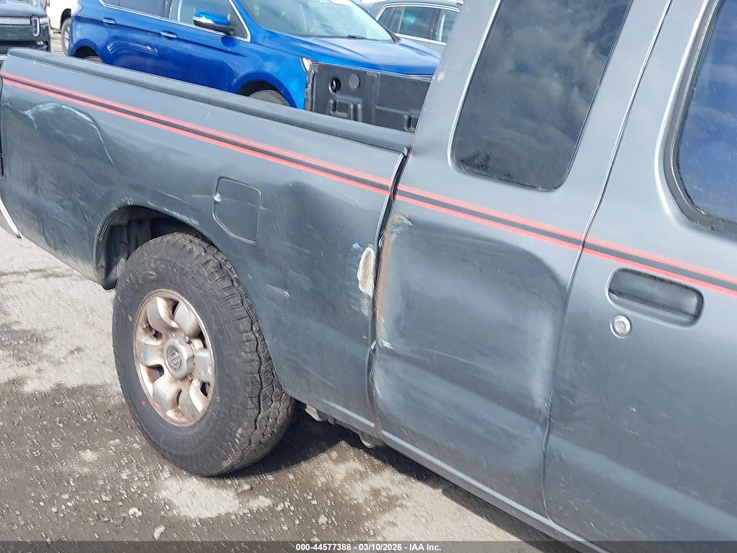 NISSAN FRONTIER image 6