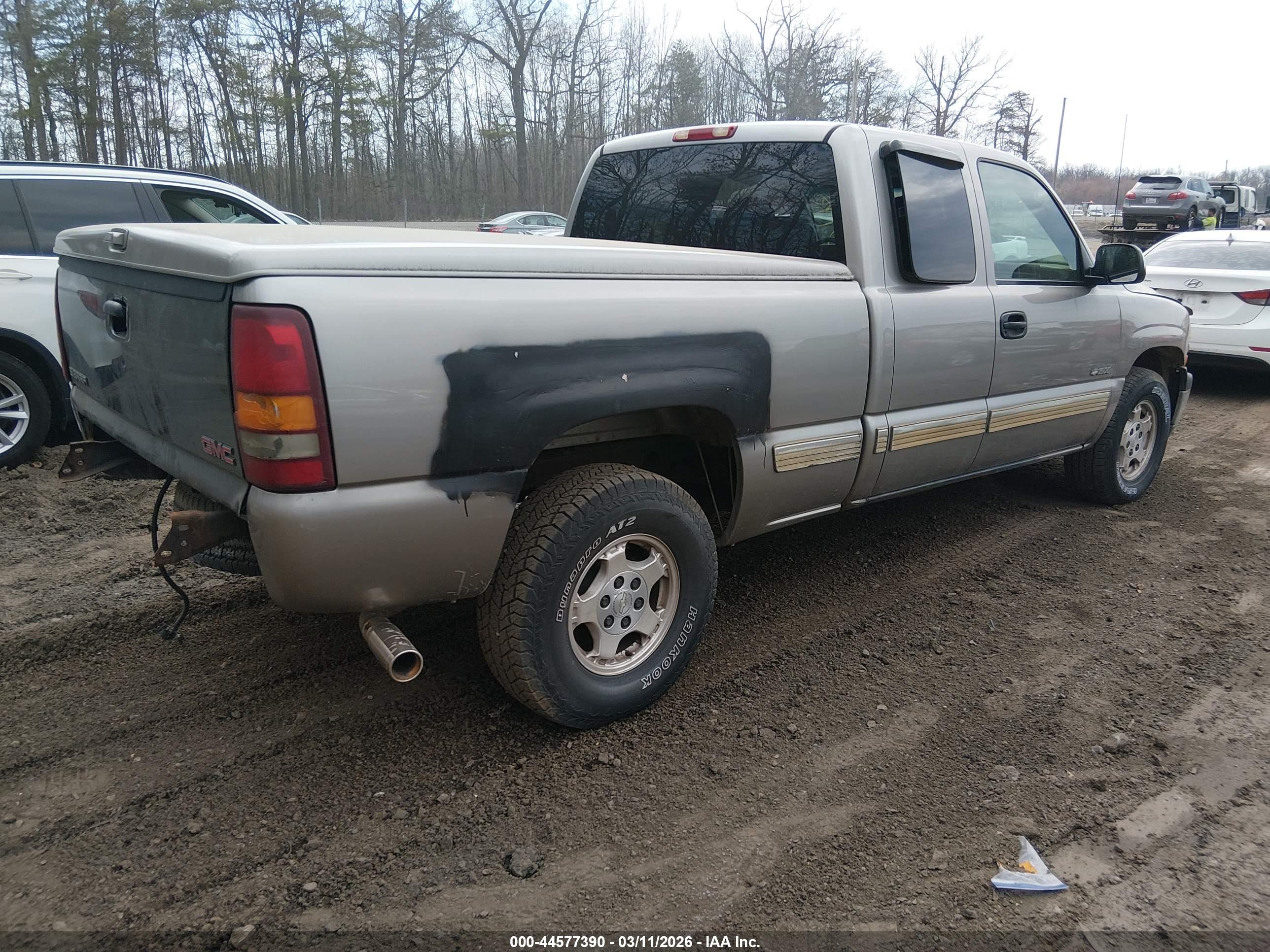 CHEVROLET SILVERADO image 4