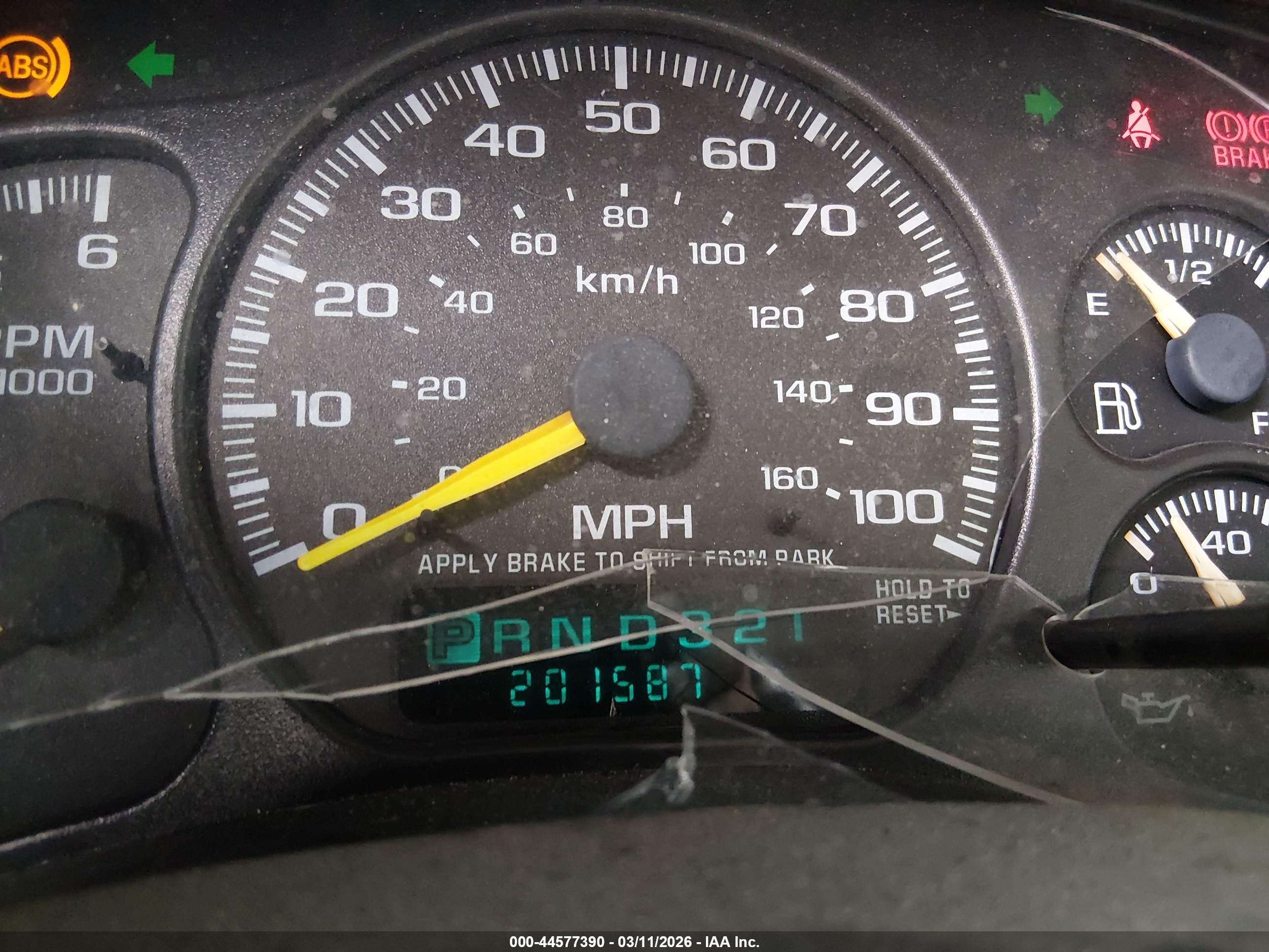 CHEVROLET SILVERADO image 7