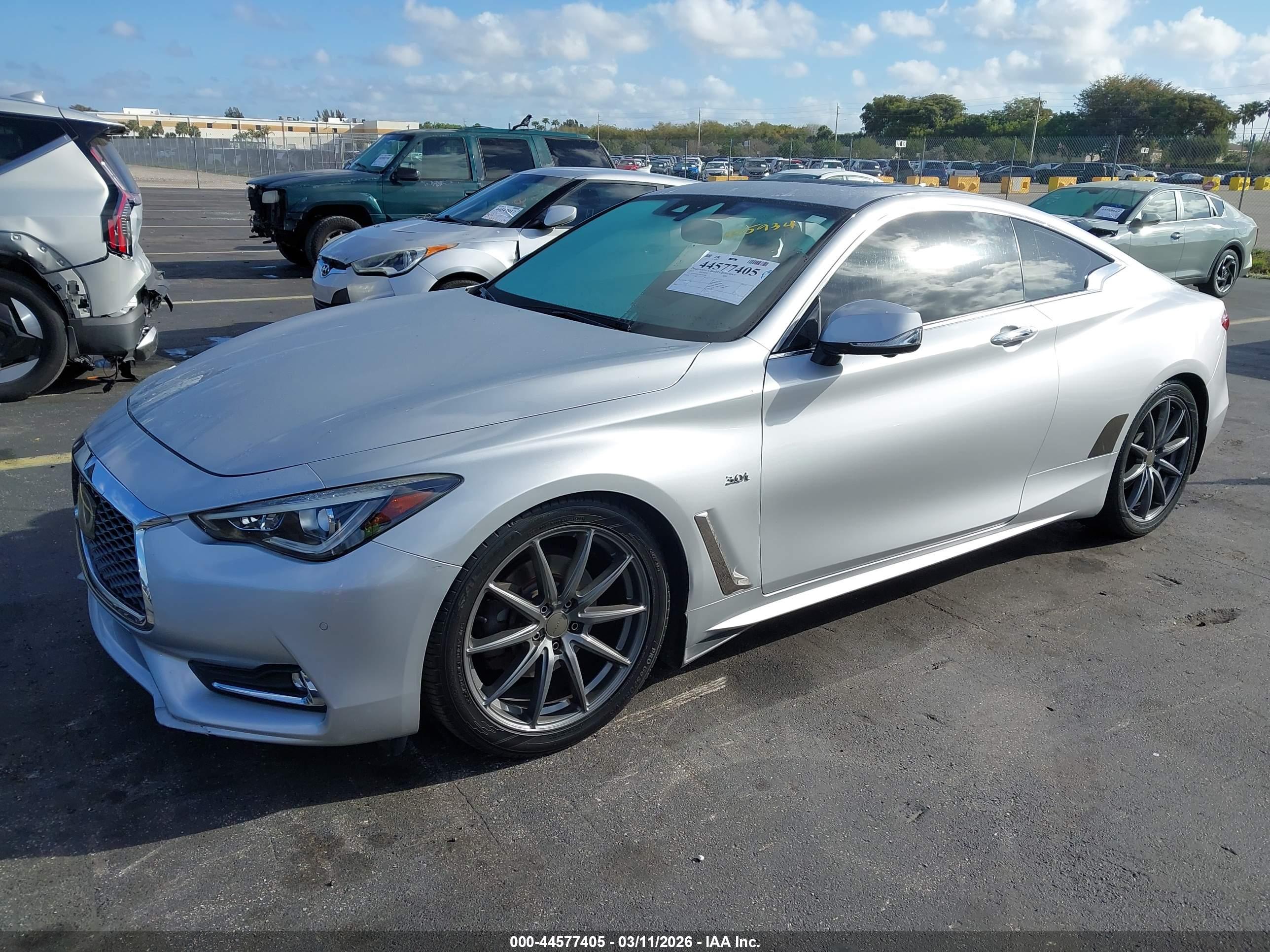 INFINITI Q60 image 2
