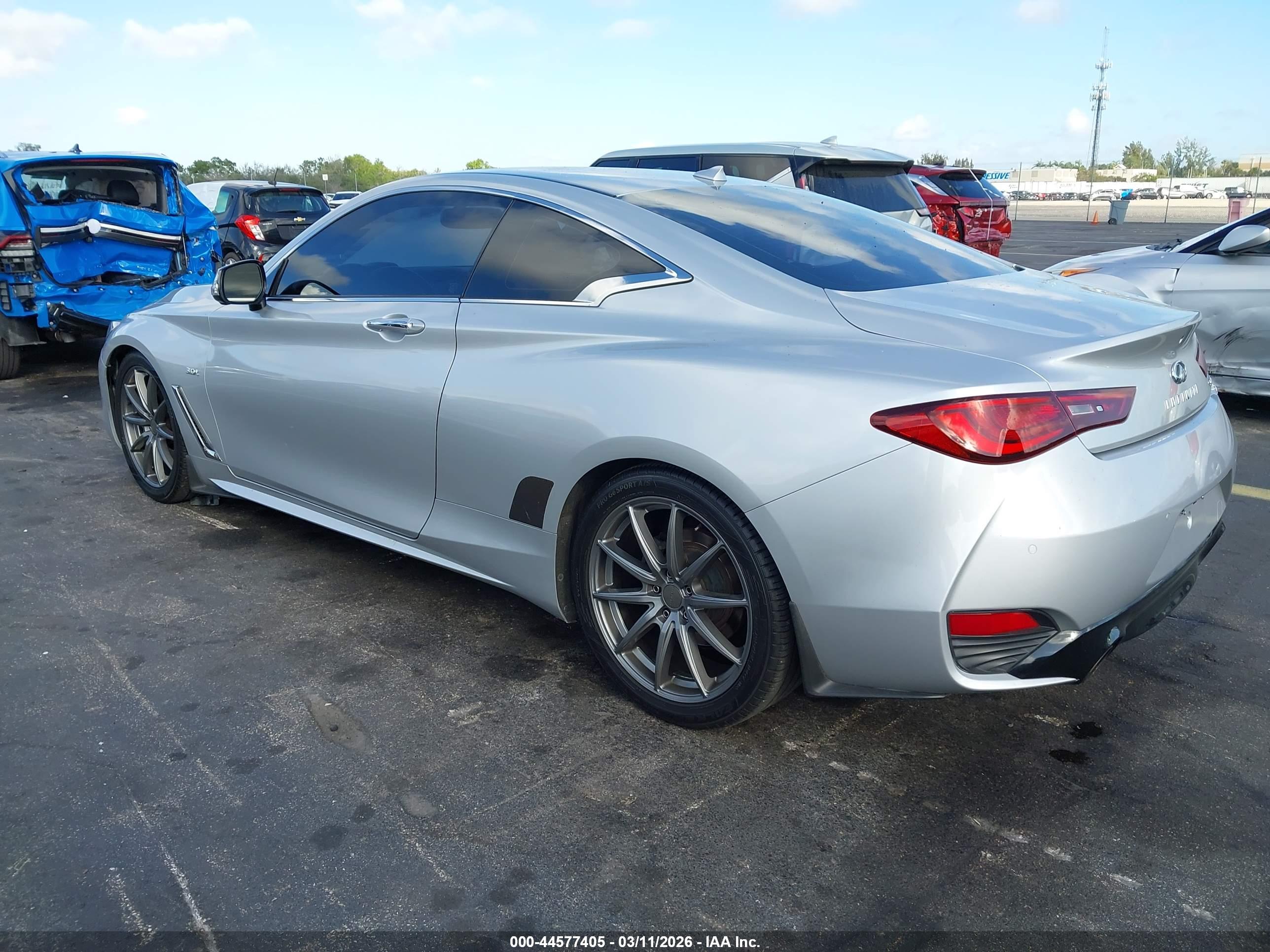 INFINITI Q60 image 3