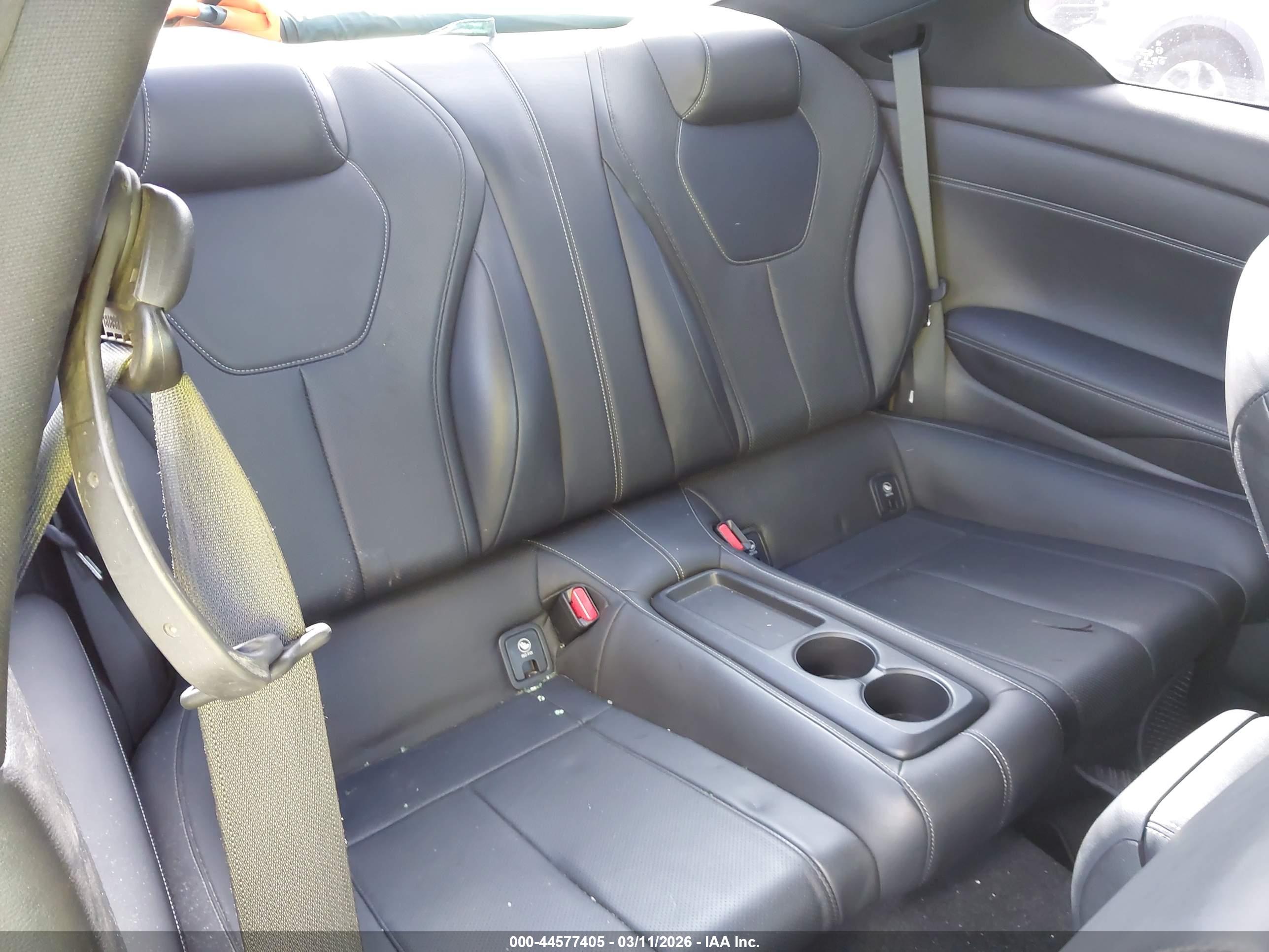 INFINITI Q60 image 8