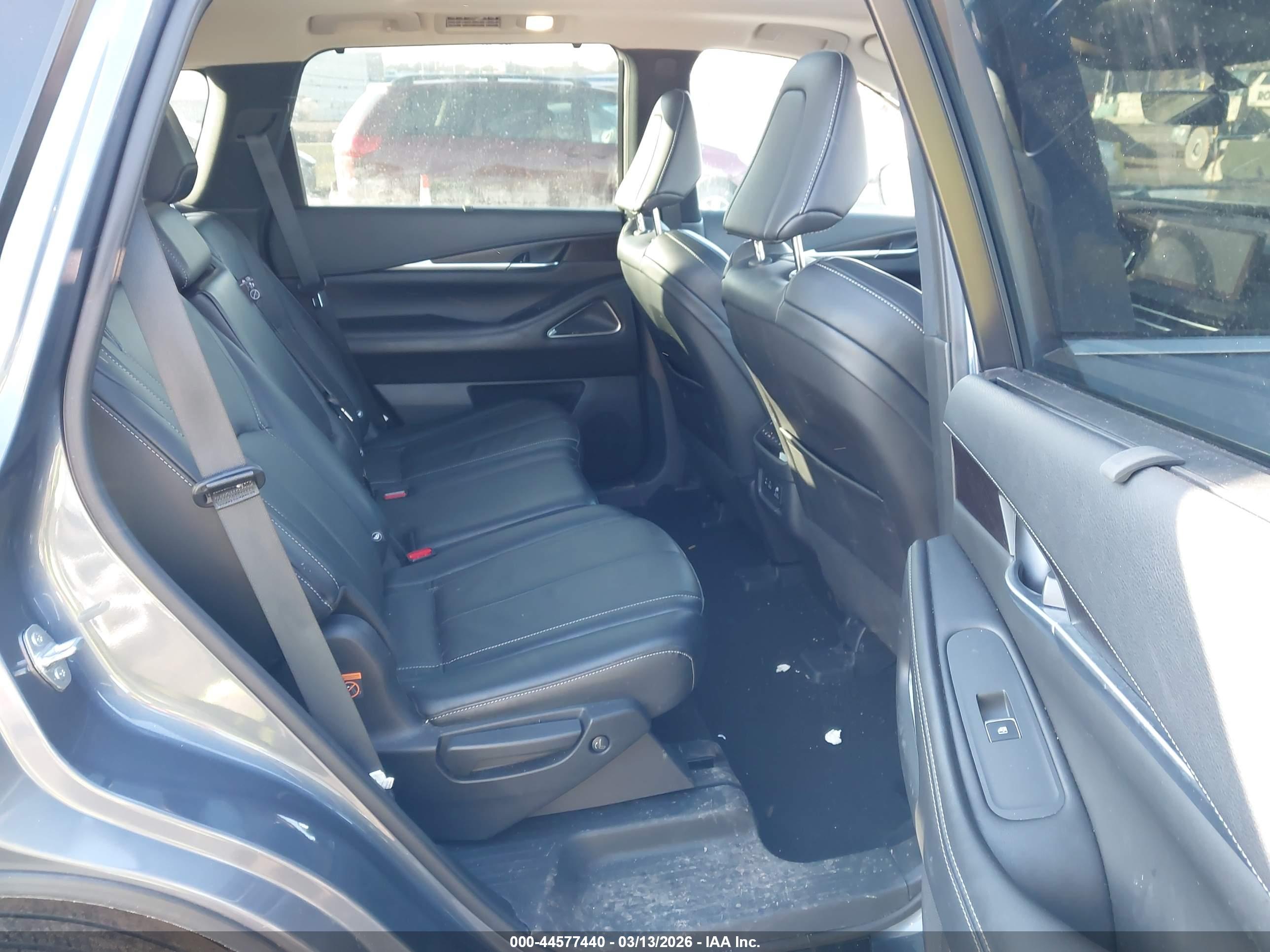 INFINITI QX60 image 8
