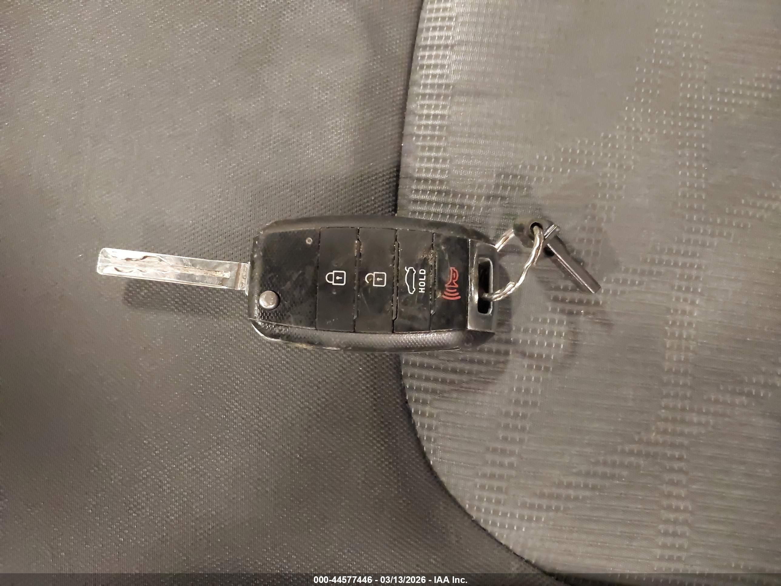 KIA RIO image 11