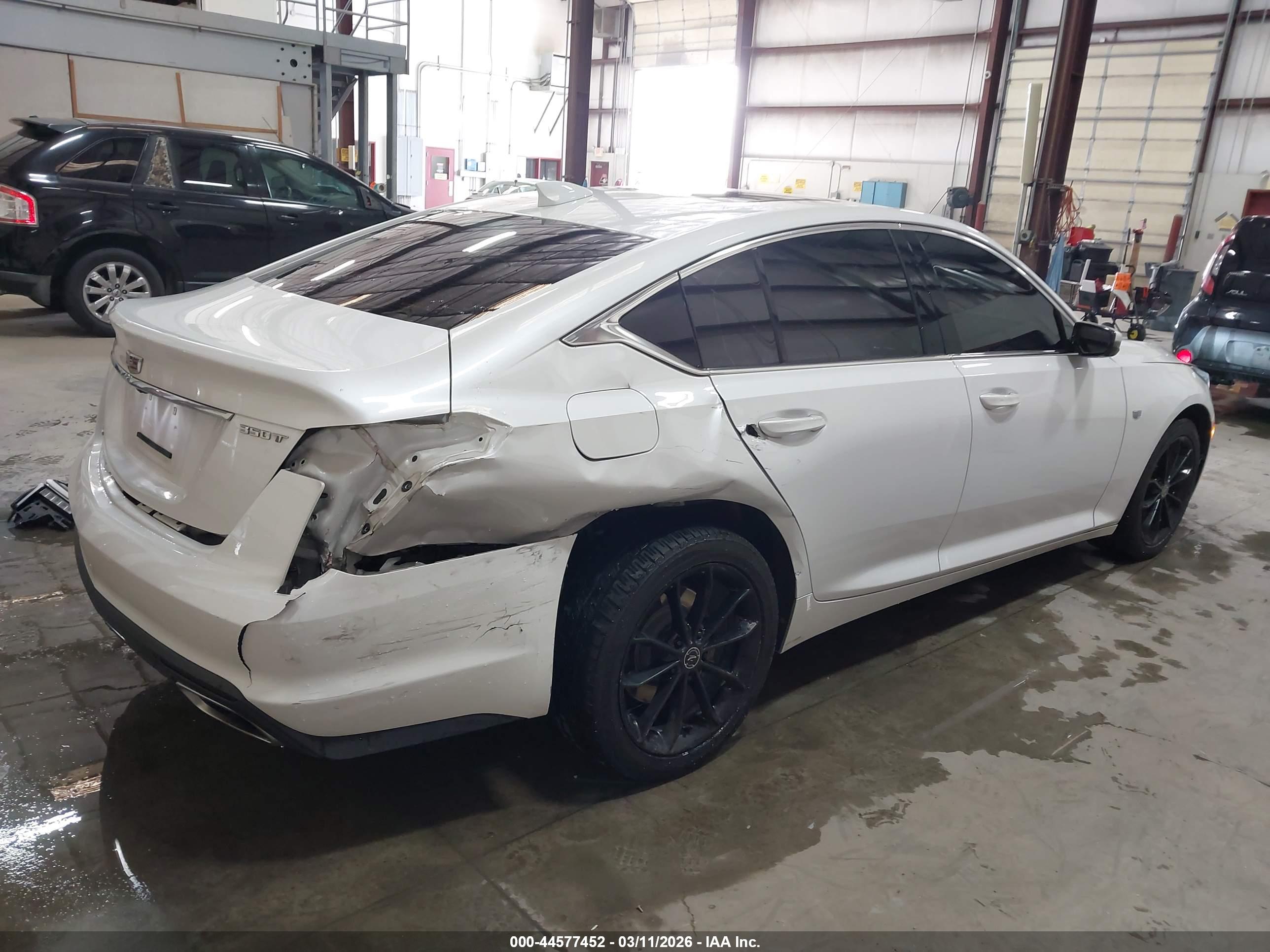 CADILLAC CT5 image 4