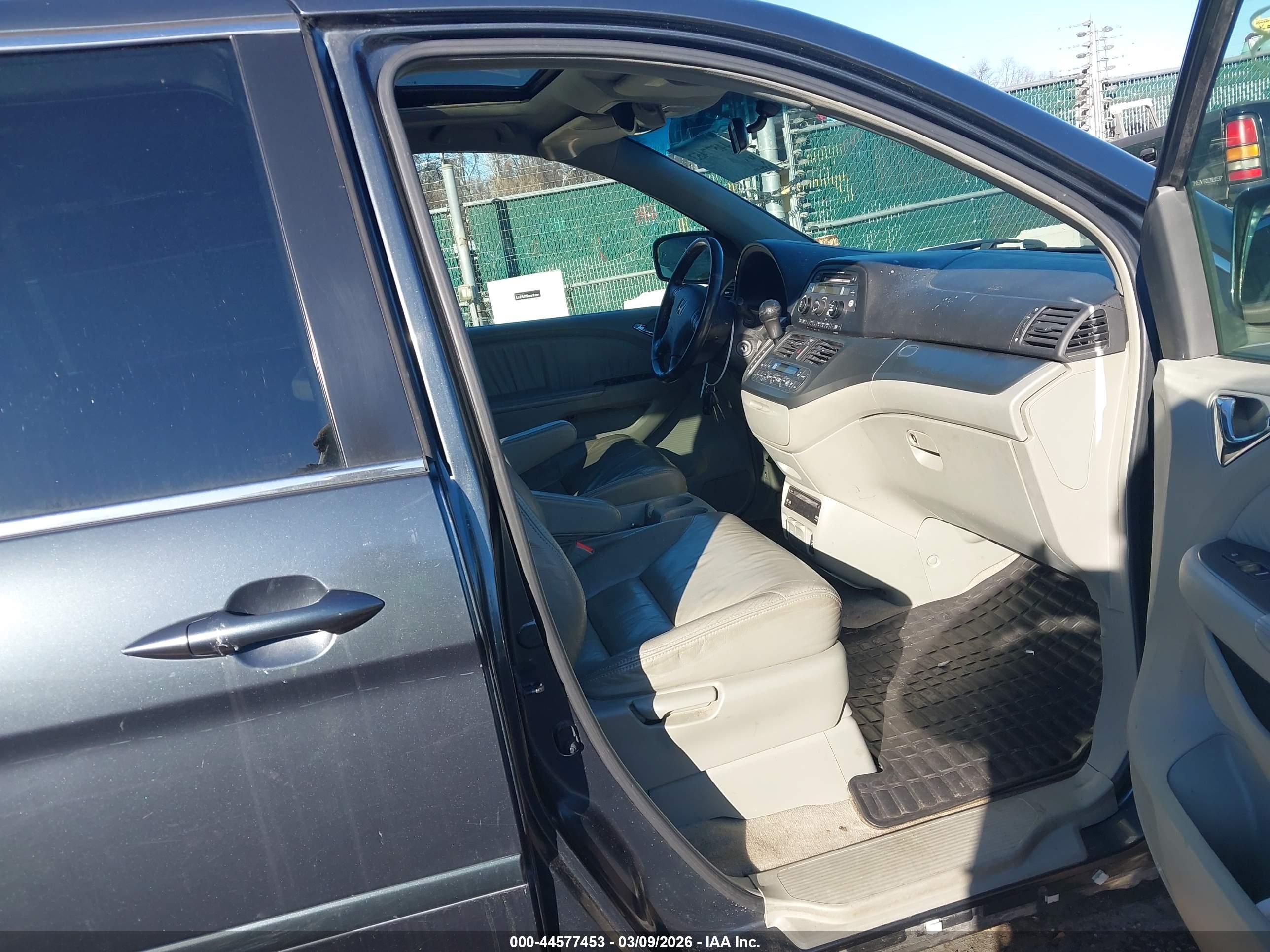 HONDA ODYSSEY image 5