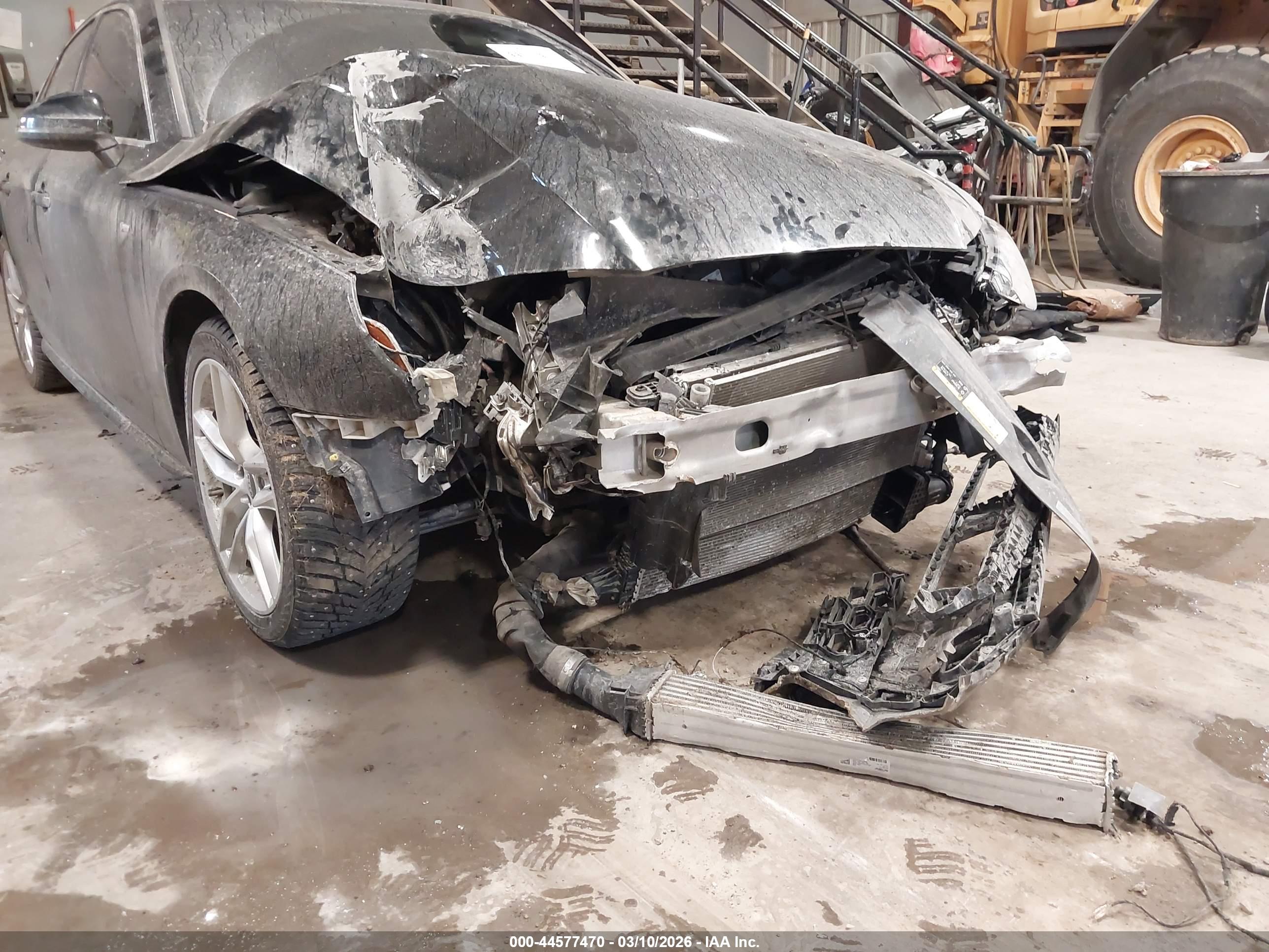 AUDI A4 image 6