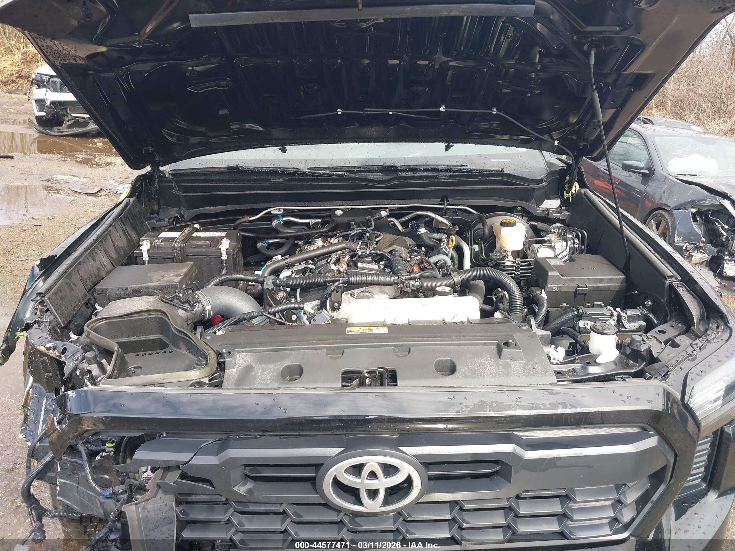 TOYOTA TACOMA image 10