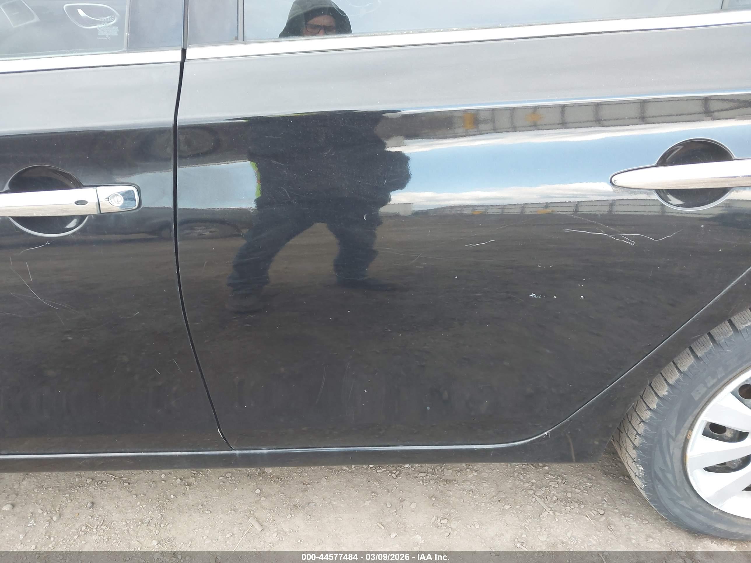NISSAN SENTRA image 6