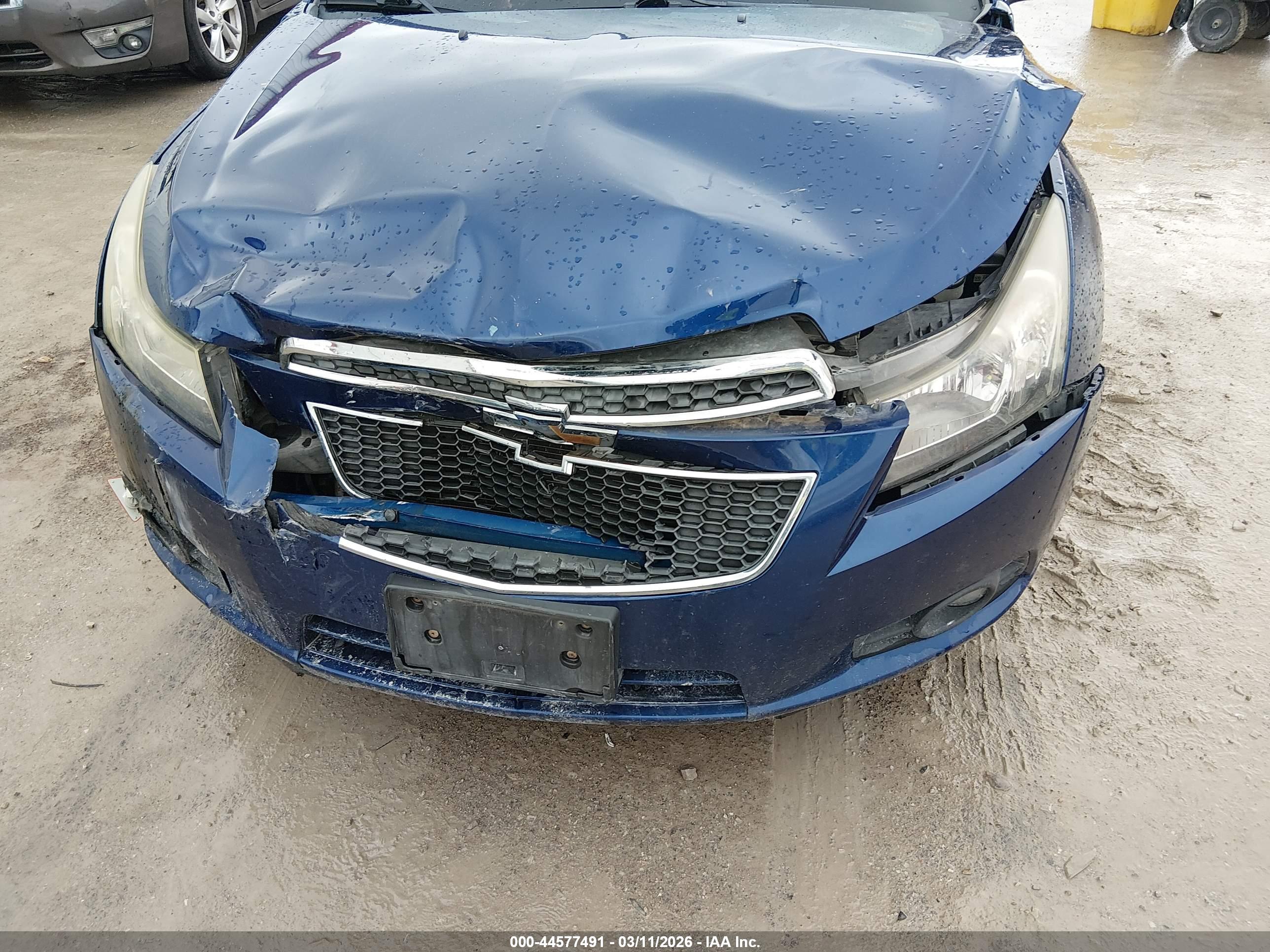 CHEVROLET CRUZE image 6