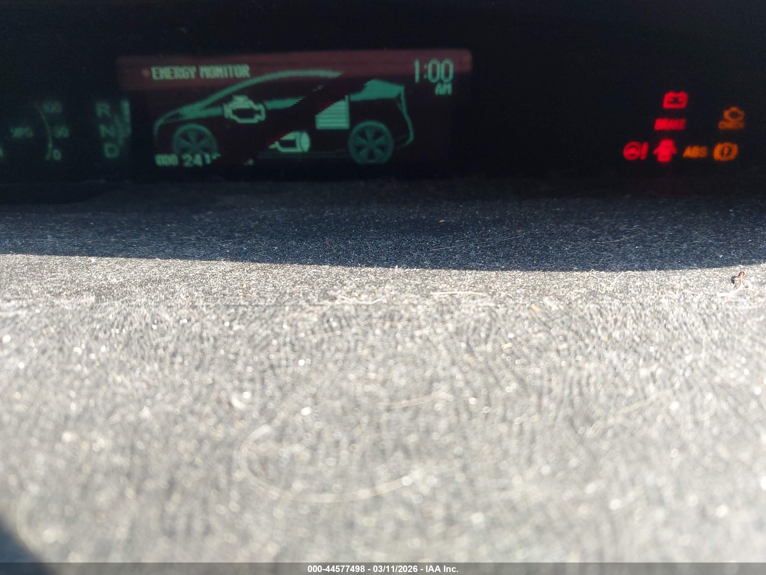 TOYOTA PRIUS image 7