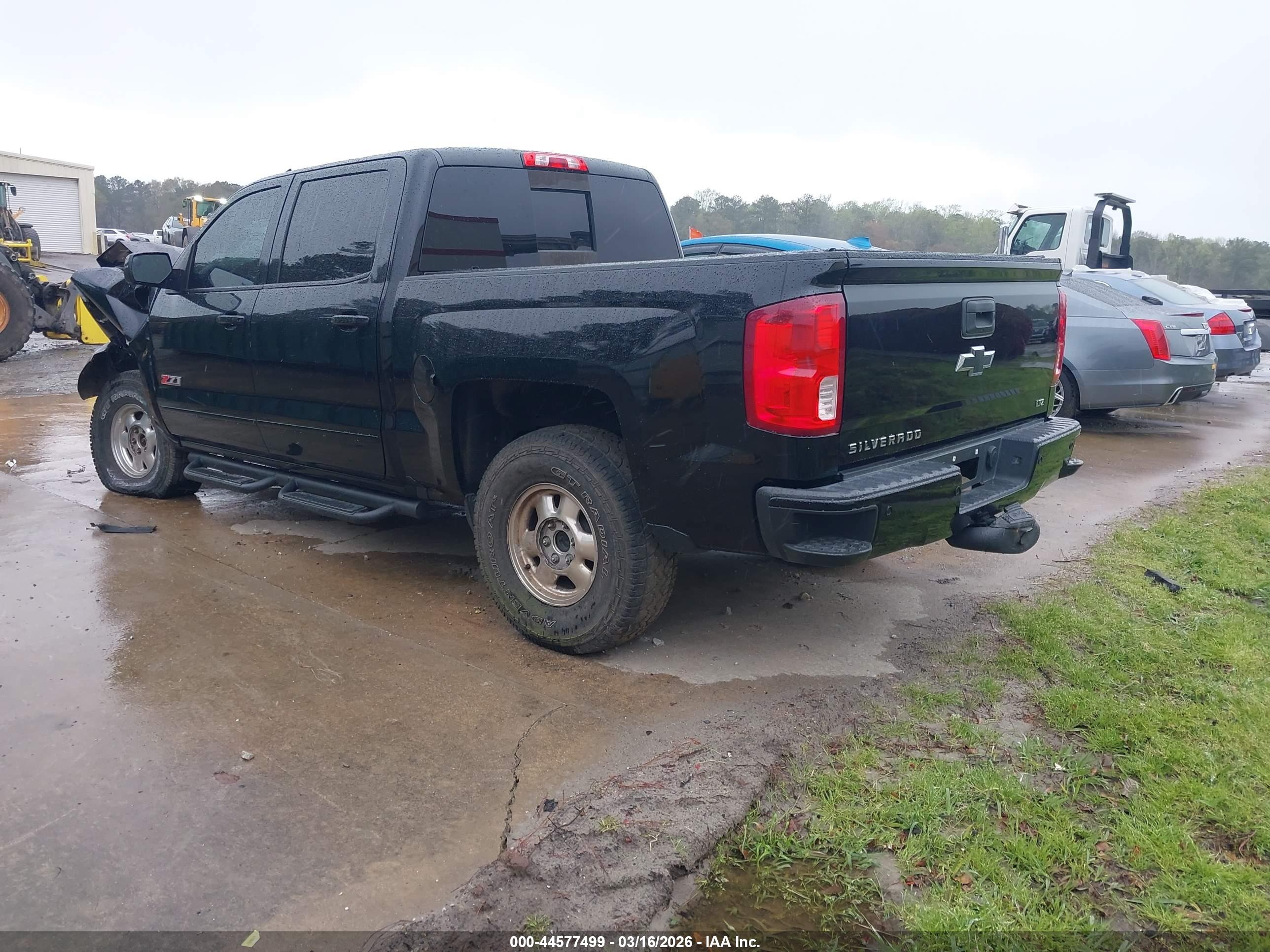 CHEVROLET SILVERADO image 3
