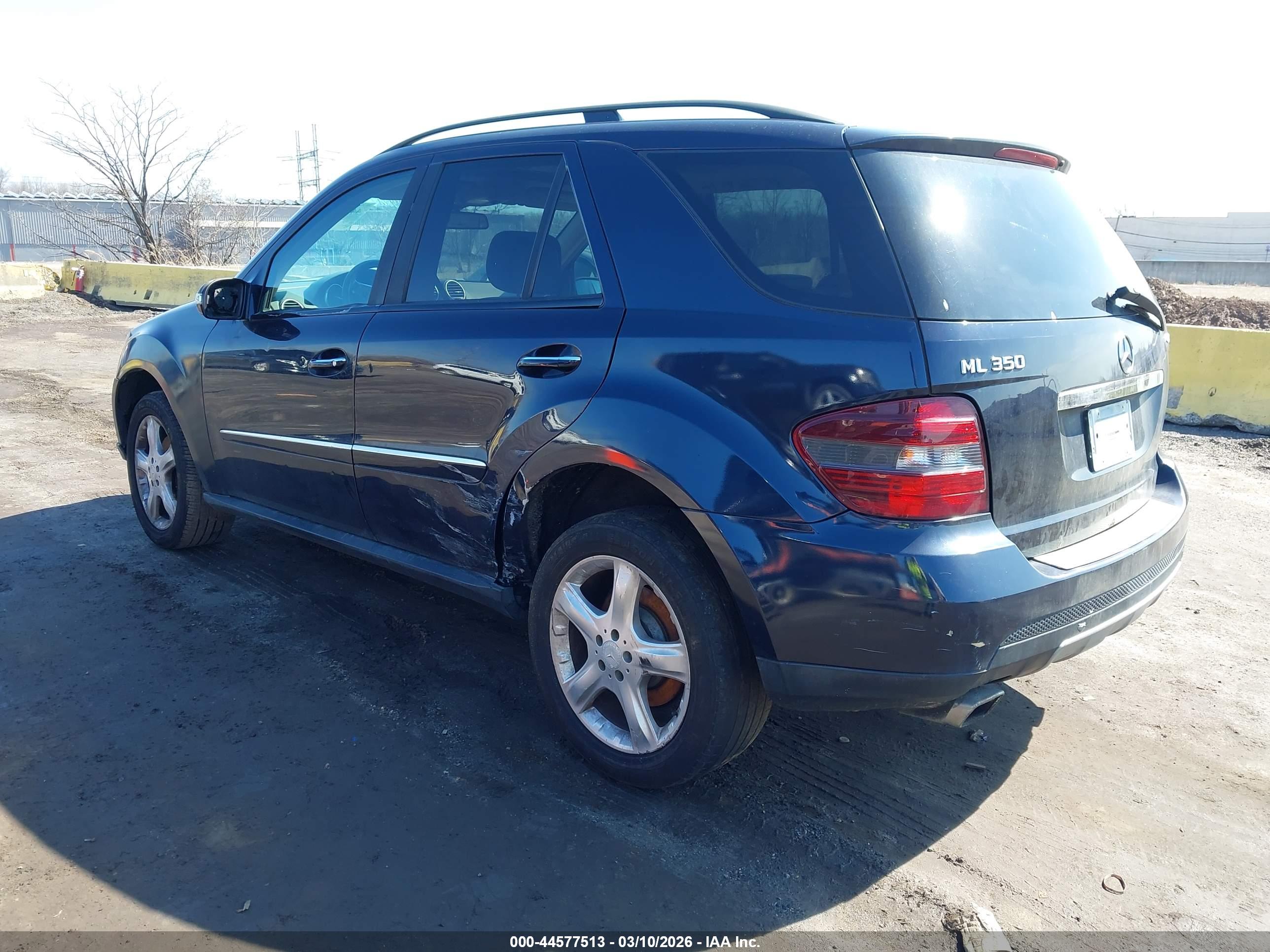MERCEDES-BENZ ML image 3