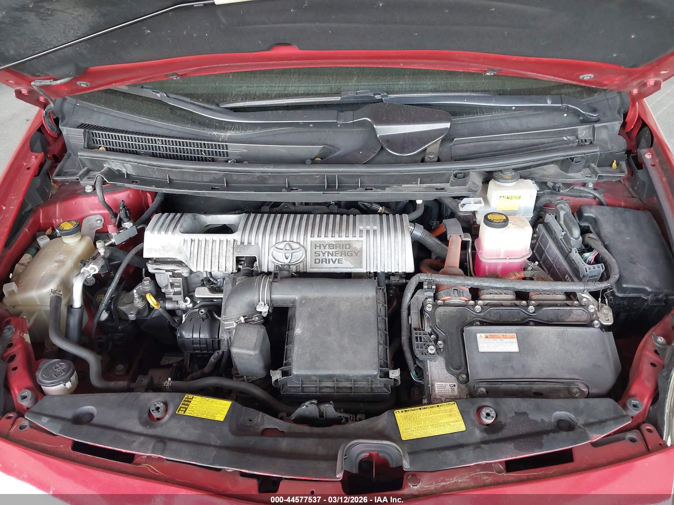 TOYOTA PRIUS image 10