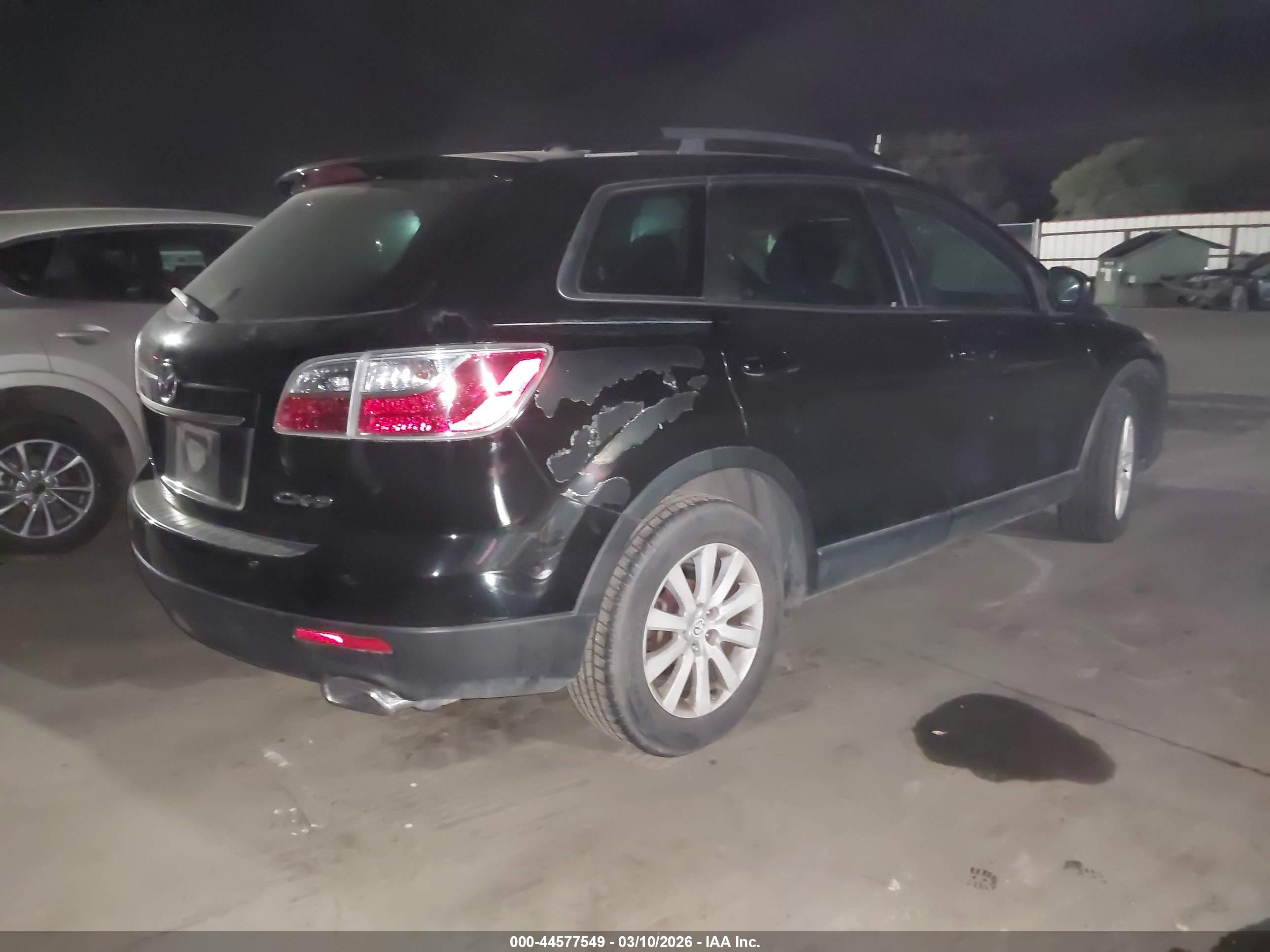 MAZDA CX-9 image 4