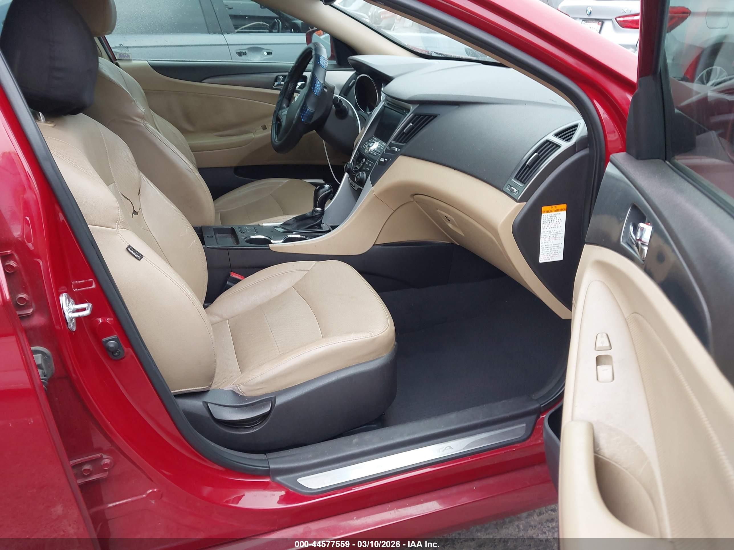 HYUNDAI SONATA image 5