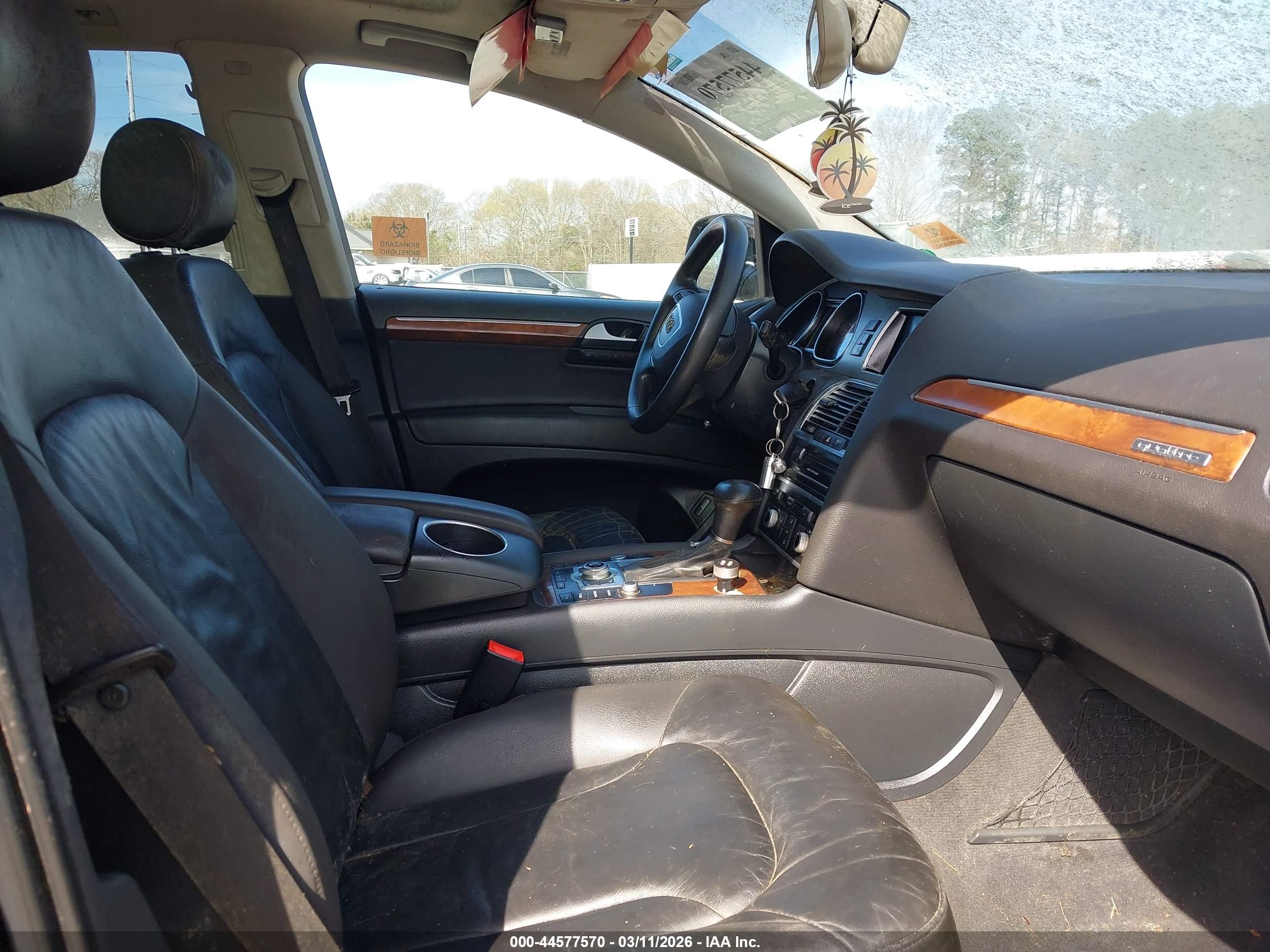AUDI Q7 image 5