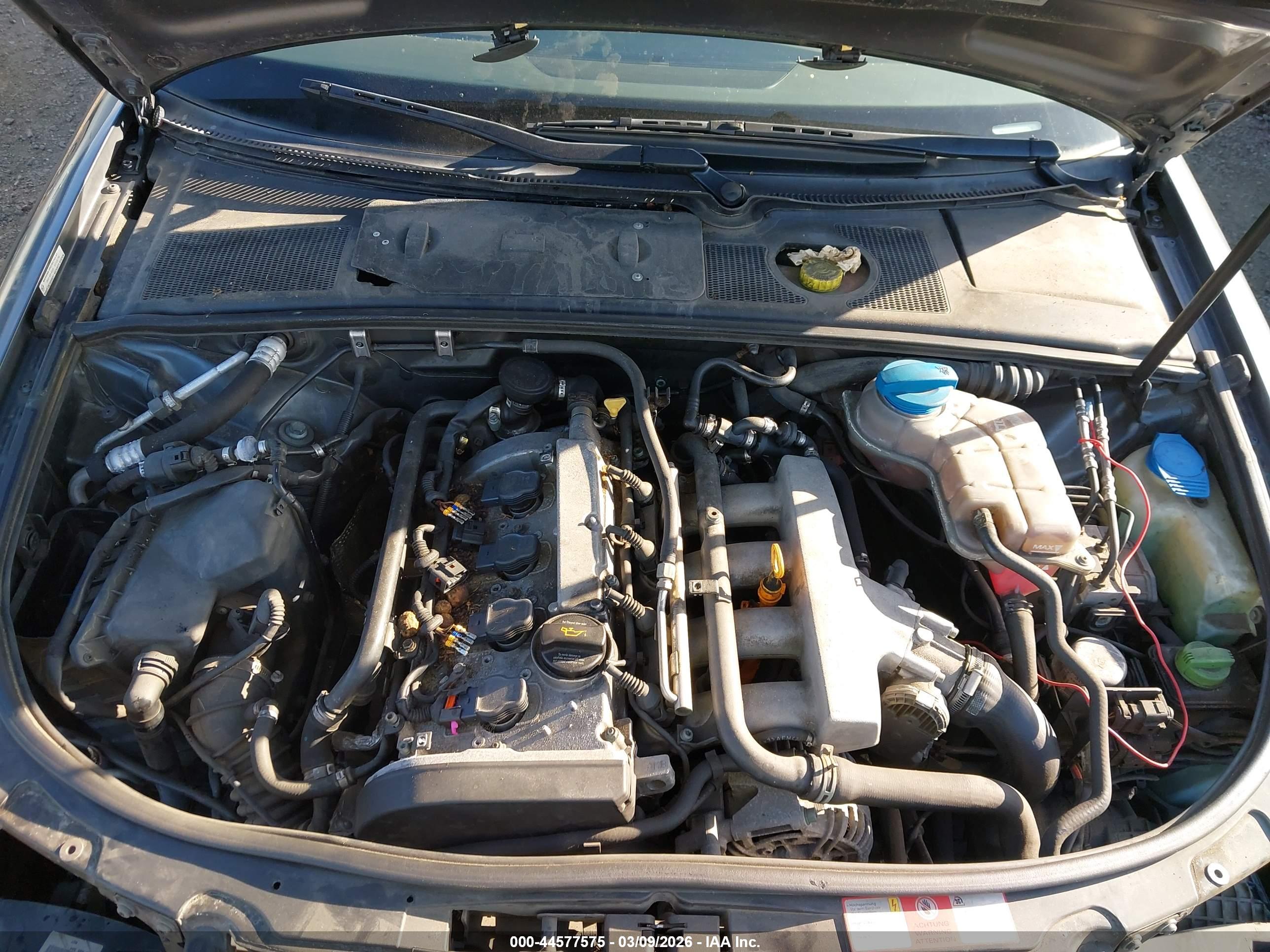 AUDI A4 image 10