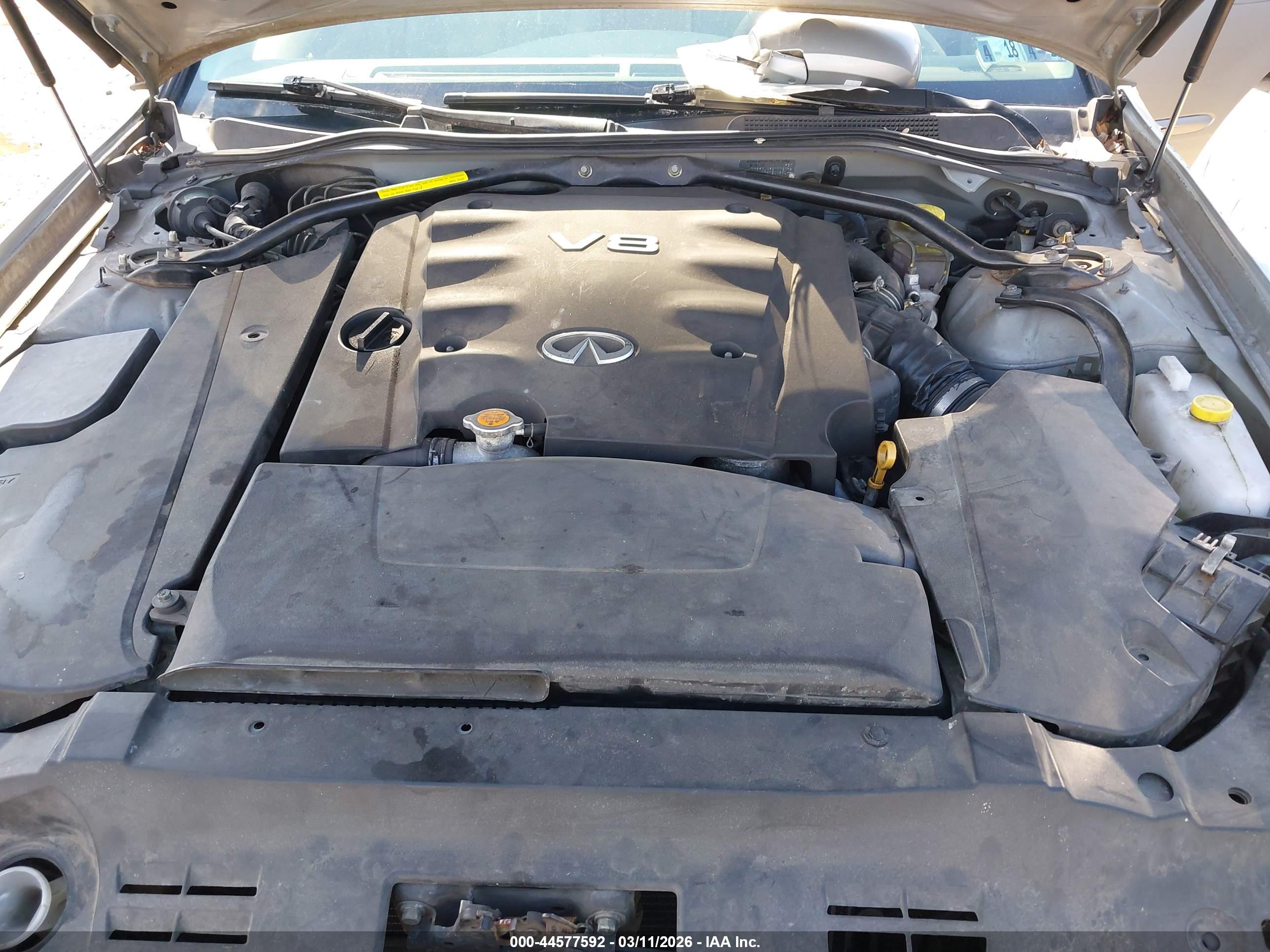 INFINITI Q45 image 10