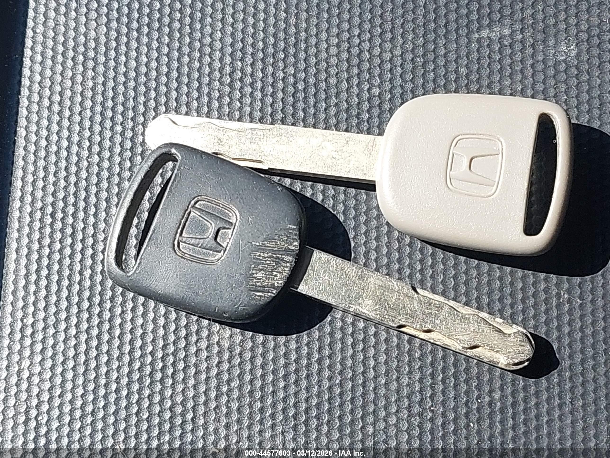 HONDA CR-V image 11