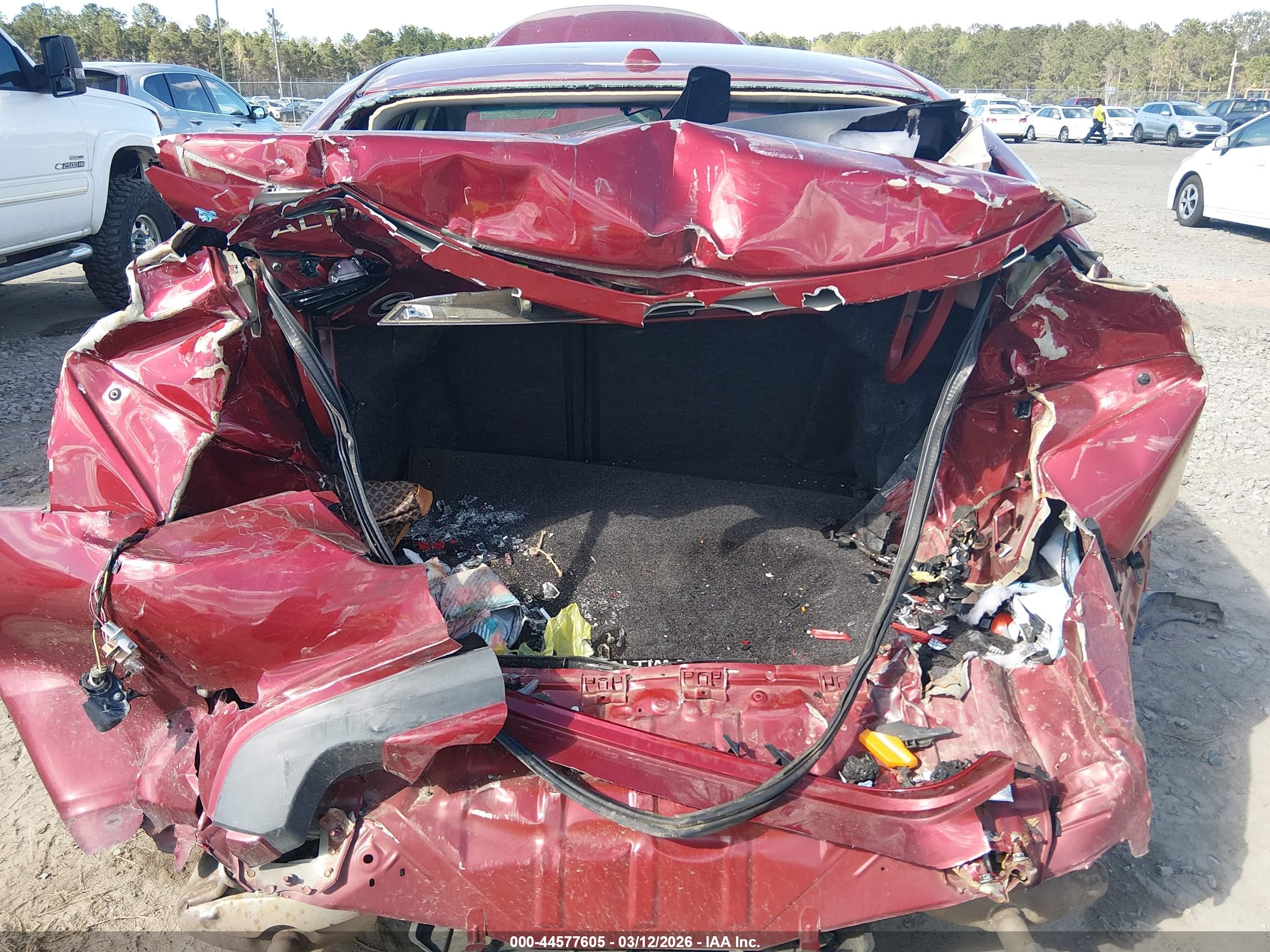 NISSAN ALTIMA image 6