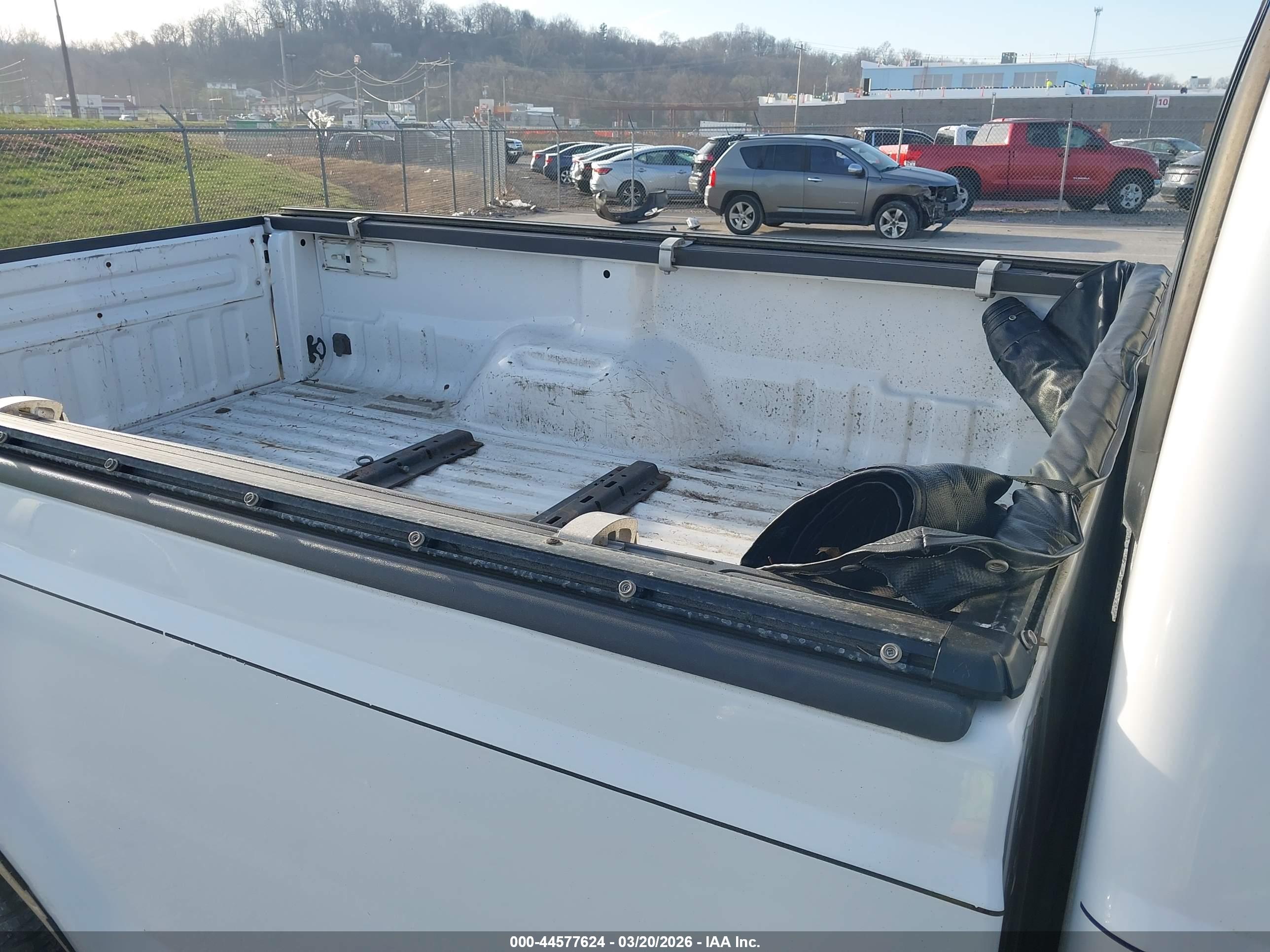 FORD F-250 image 8