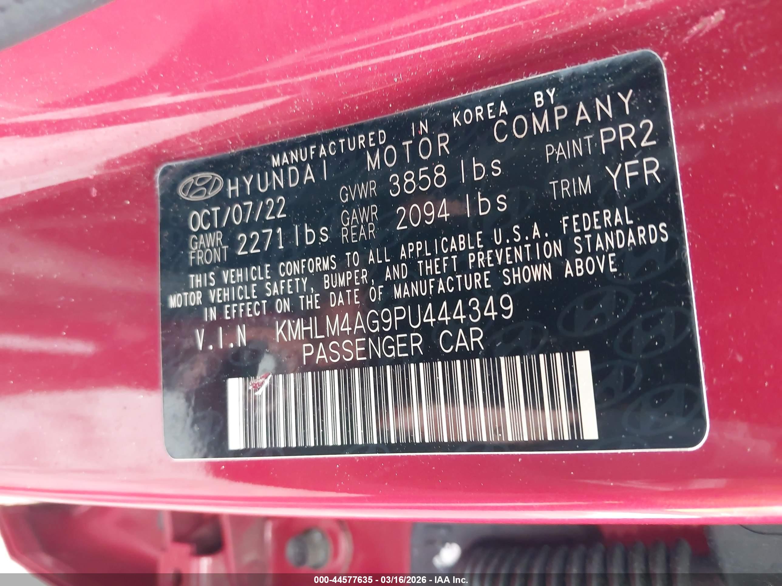 HYUNDAI ELANTRA image 9