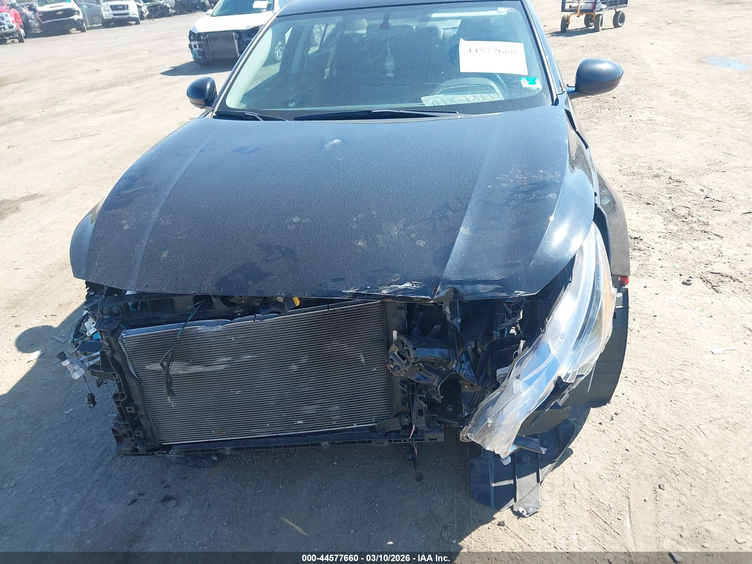 NISSAN ALTIMA image 6