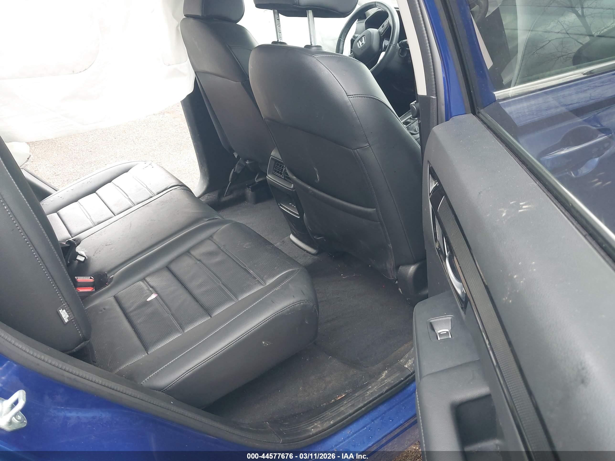 HONDA CR-V image 8