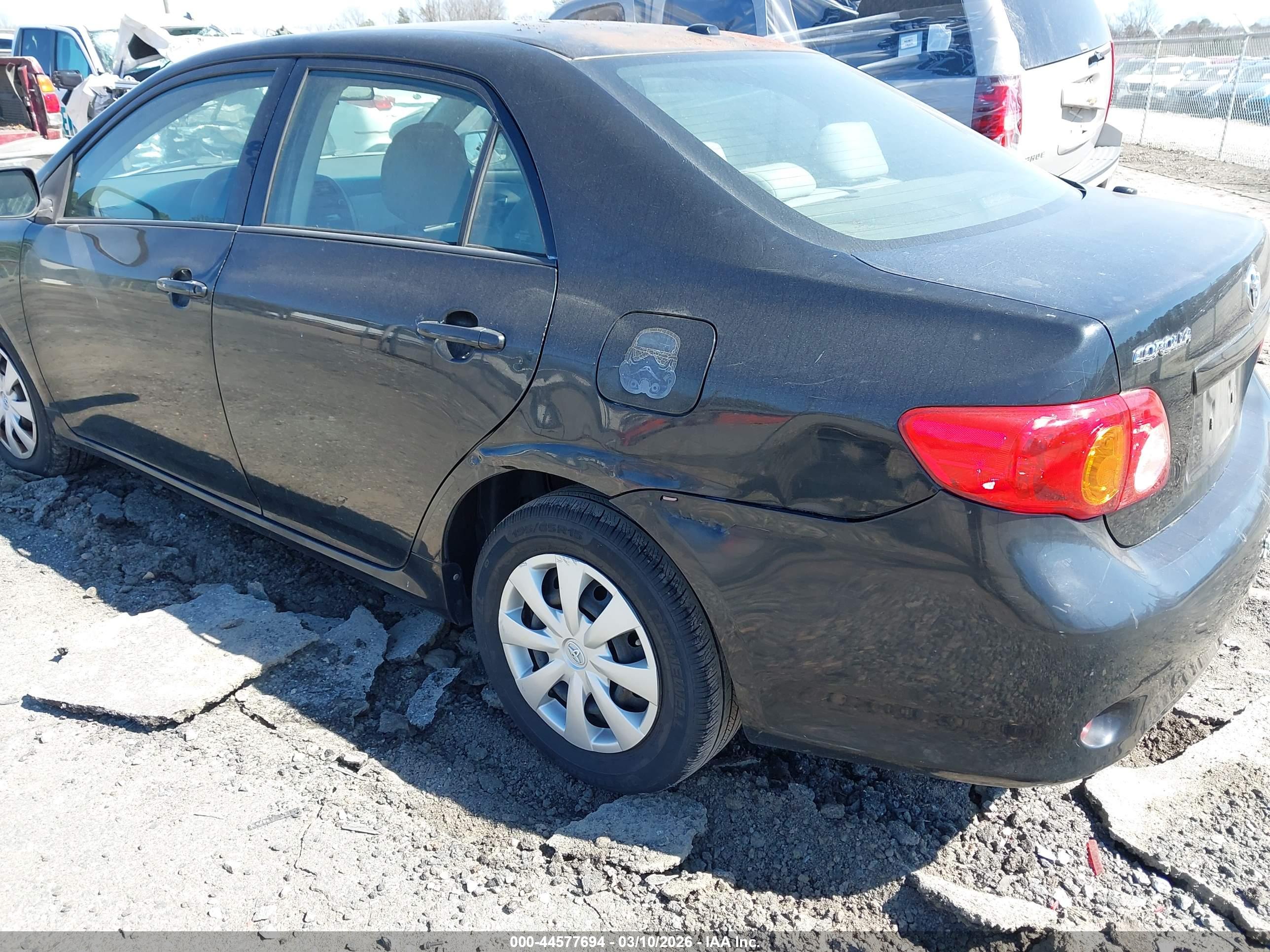 TOYOTA COROLLA image 6