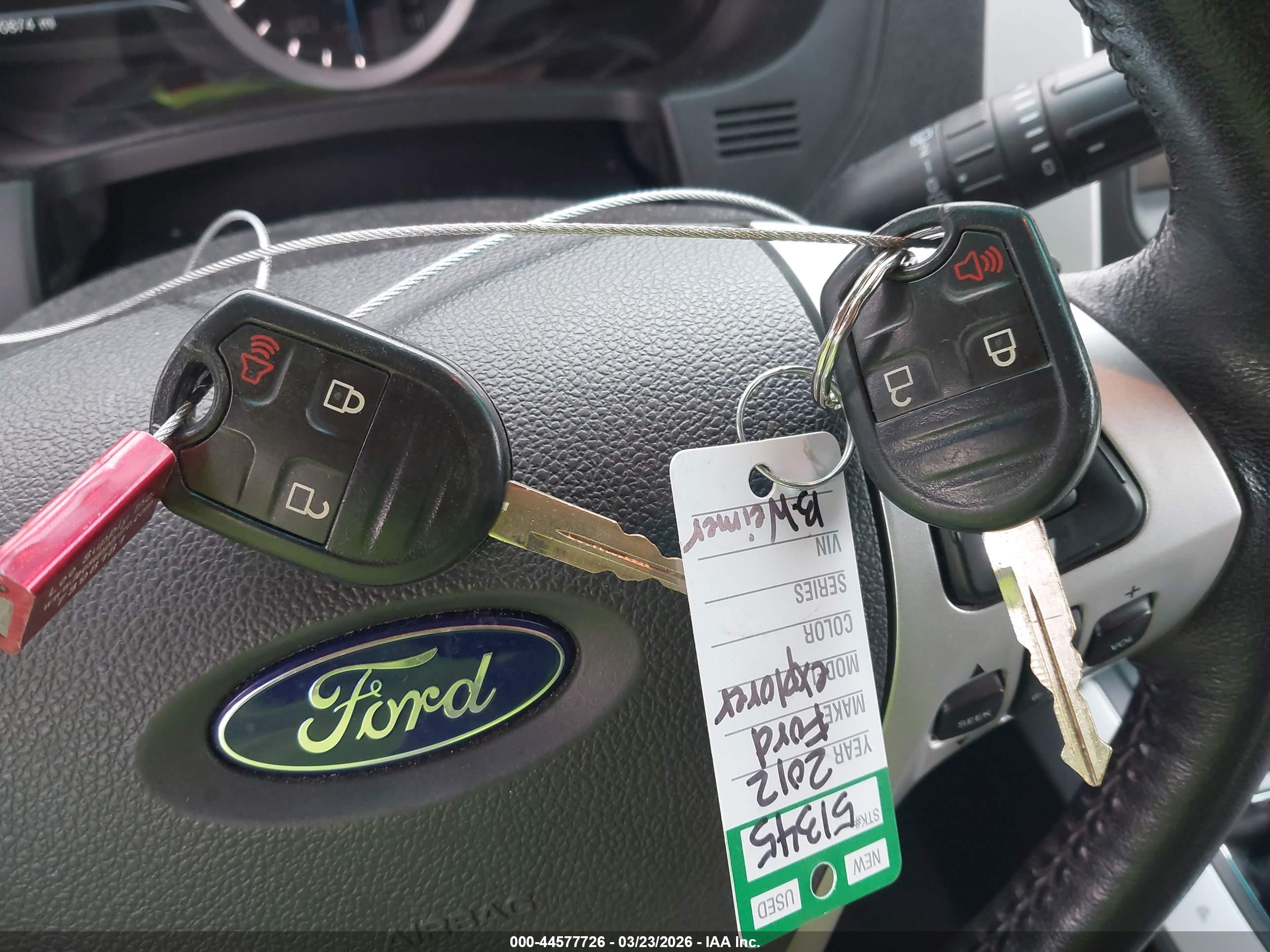 FORD EXPLORER image 11
