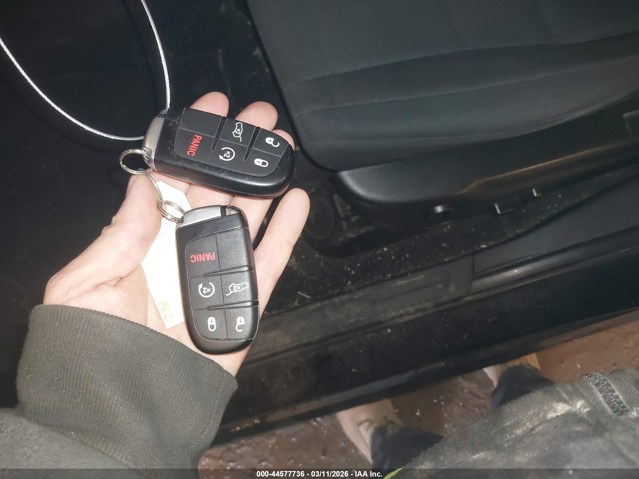 JEEP GRAND image 11