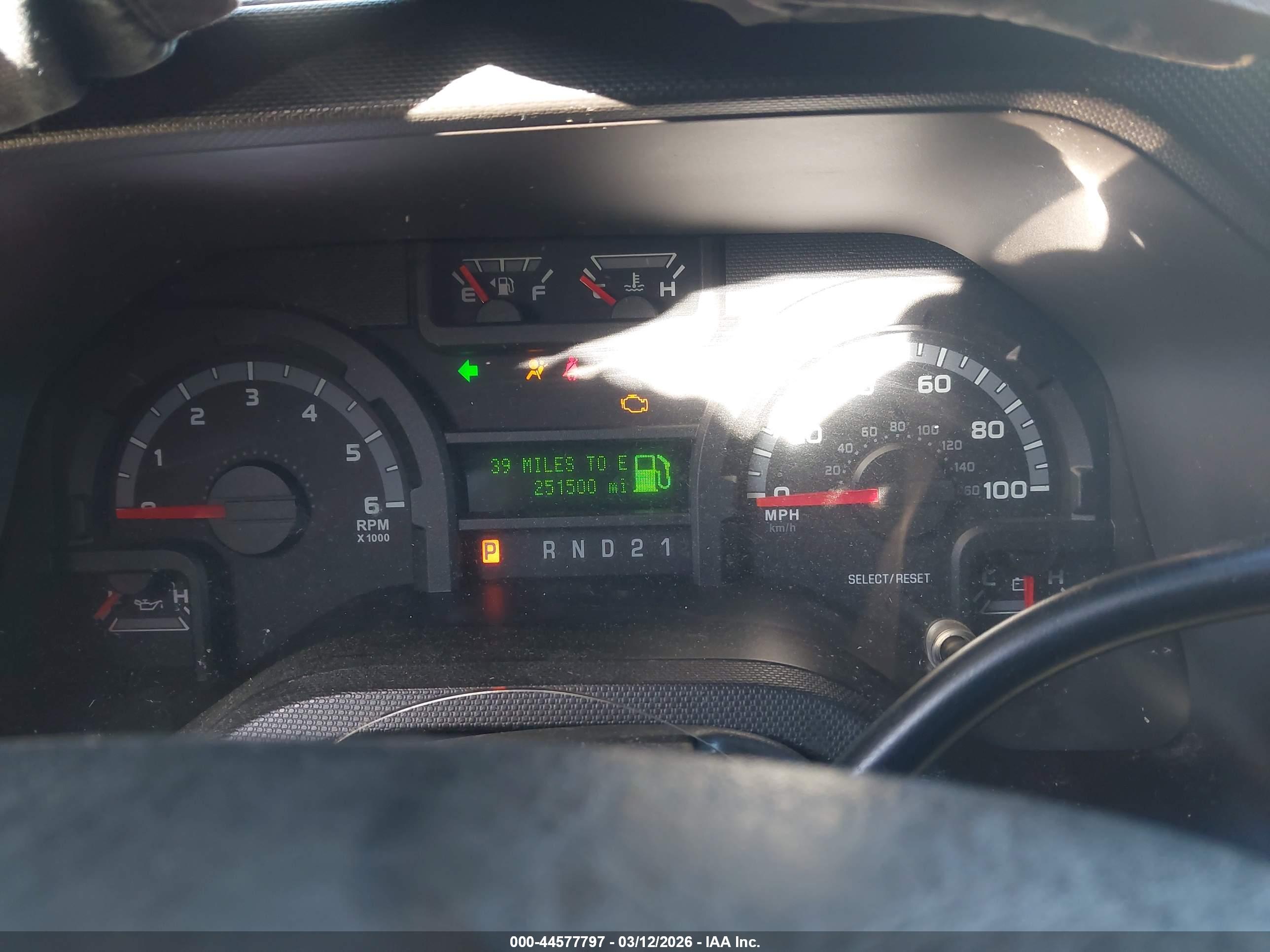 FORD E-350 image 7