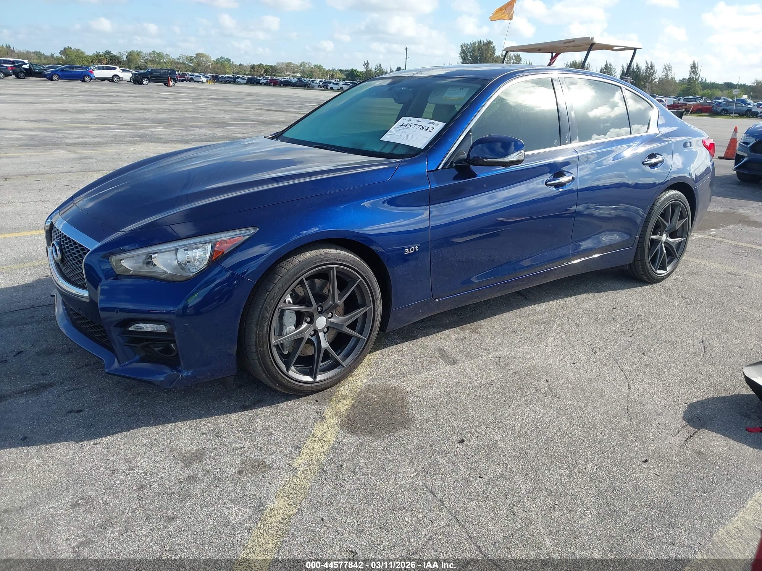 INFINITI Q50 image 2