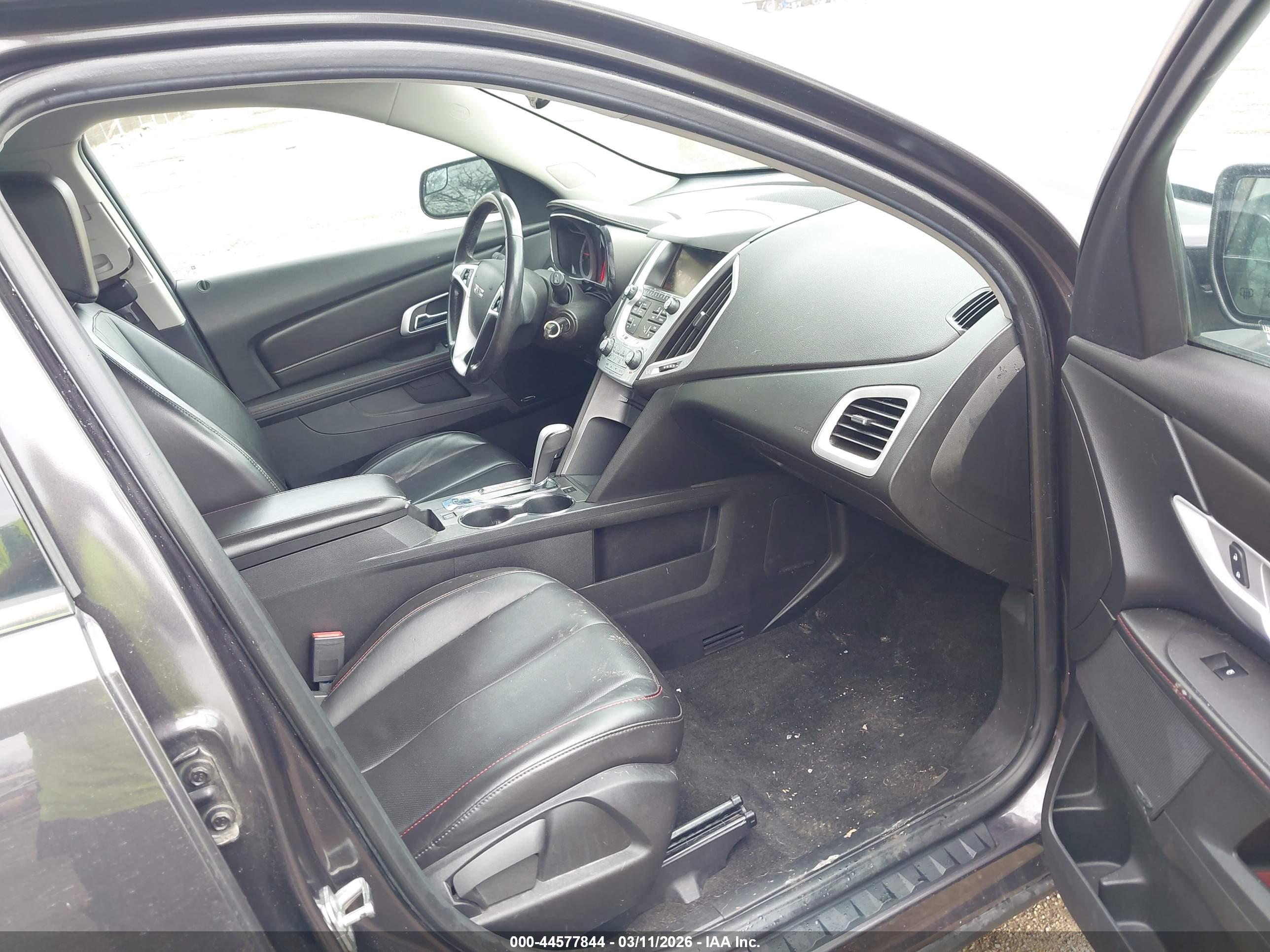 GMC TERRAIN image 5