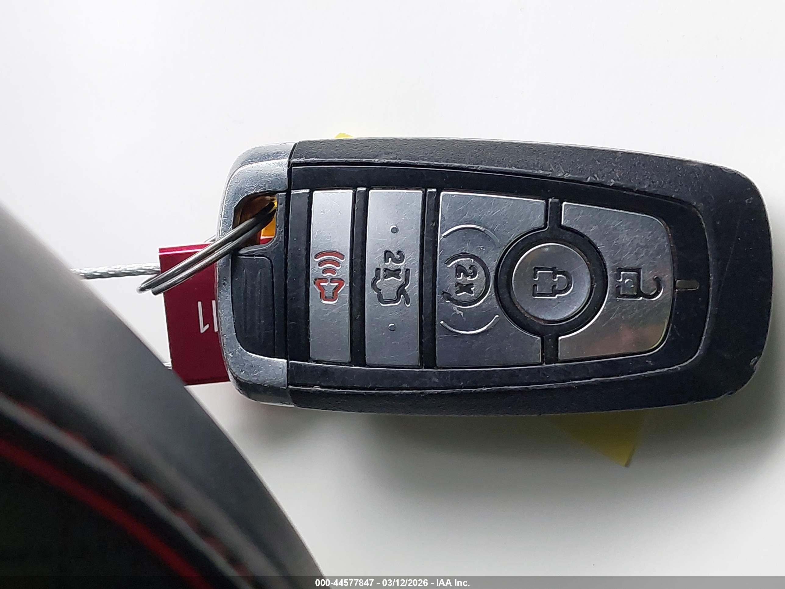 FORD FUSION image 11