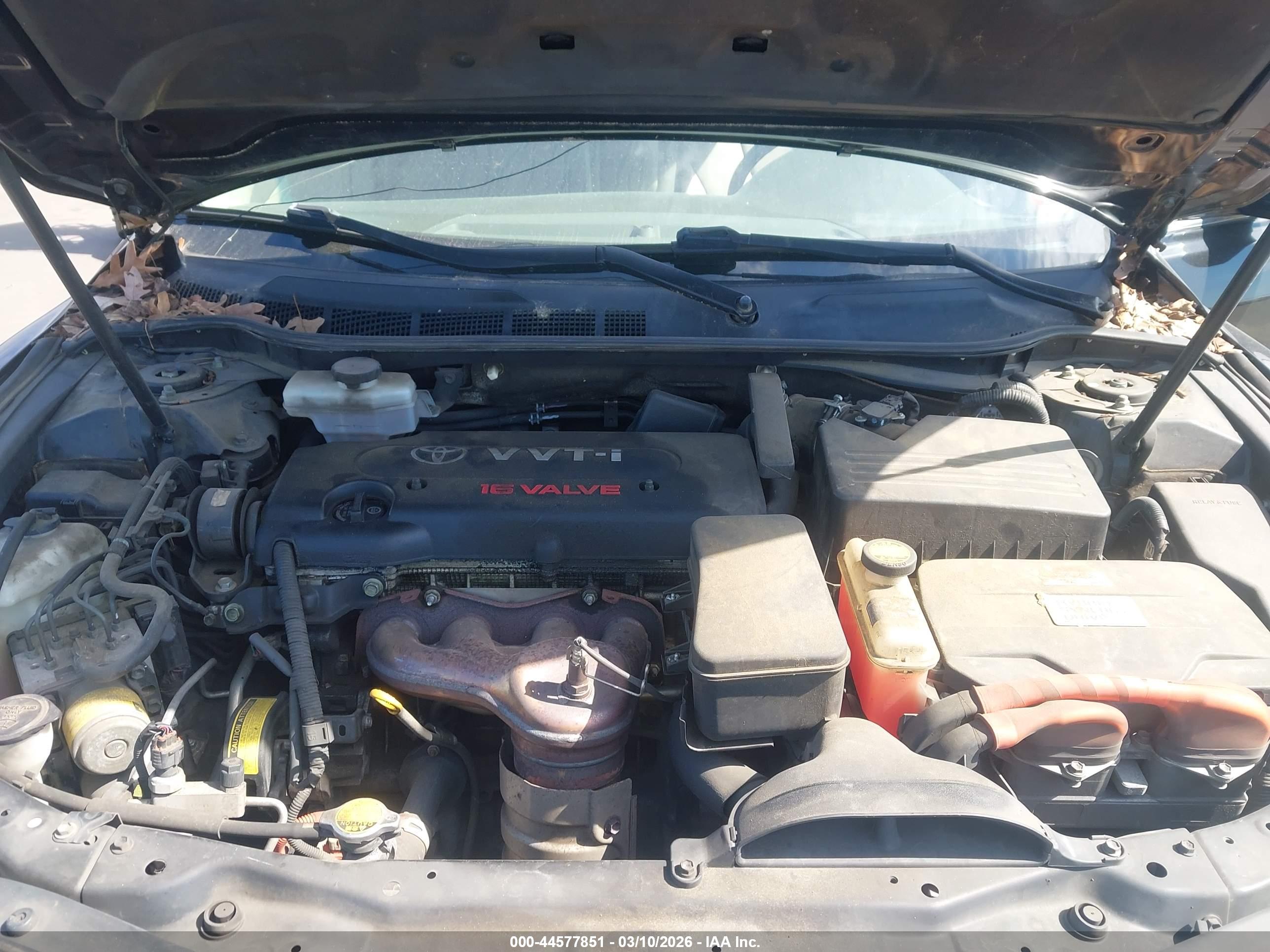TOYOTA CAMRY image 10