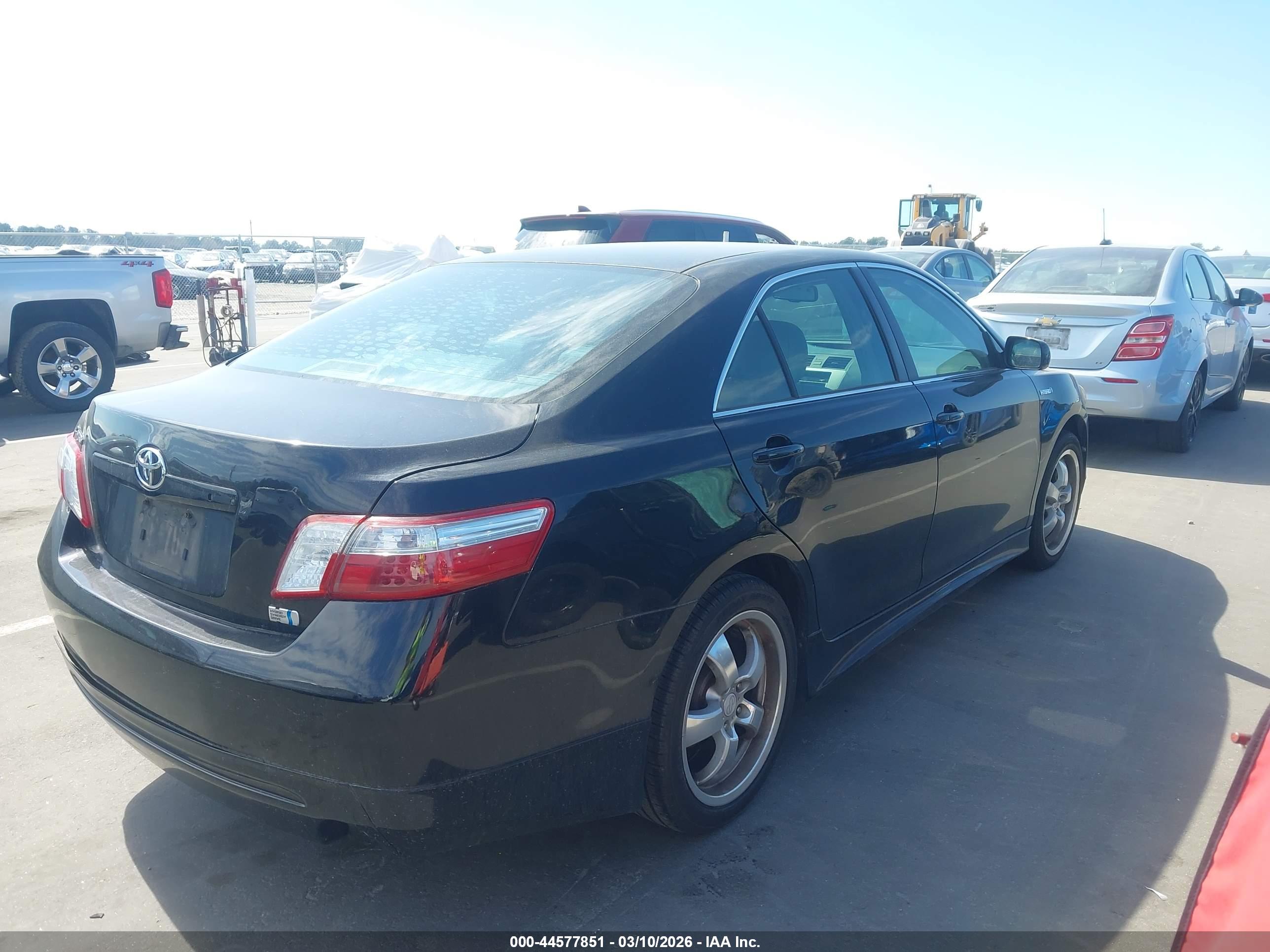TOYOTA CAMRY image 4