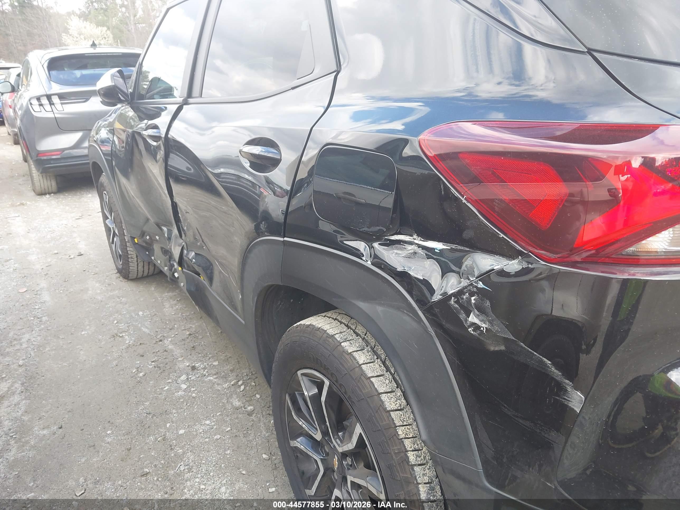 CHEVROLET TRAILBLAZER image 6