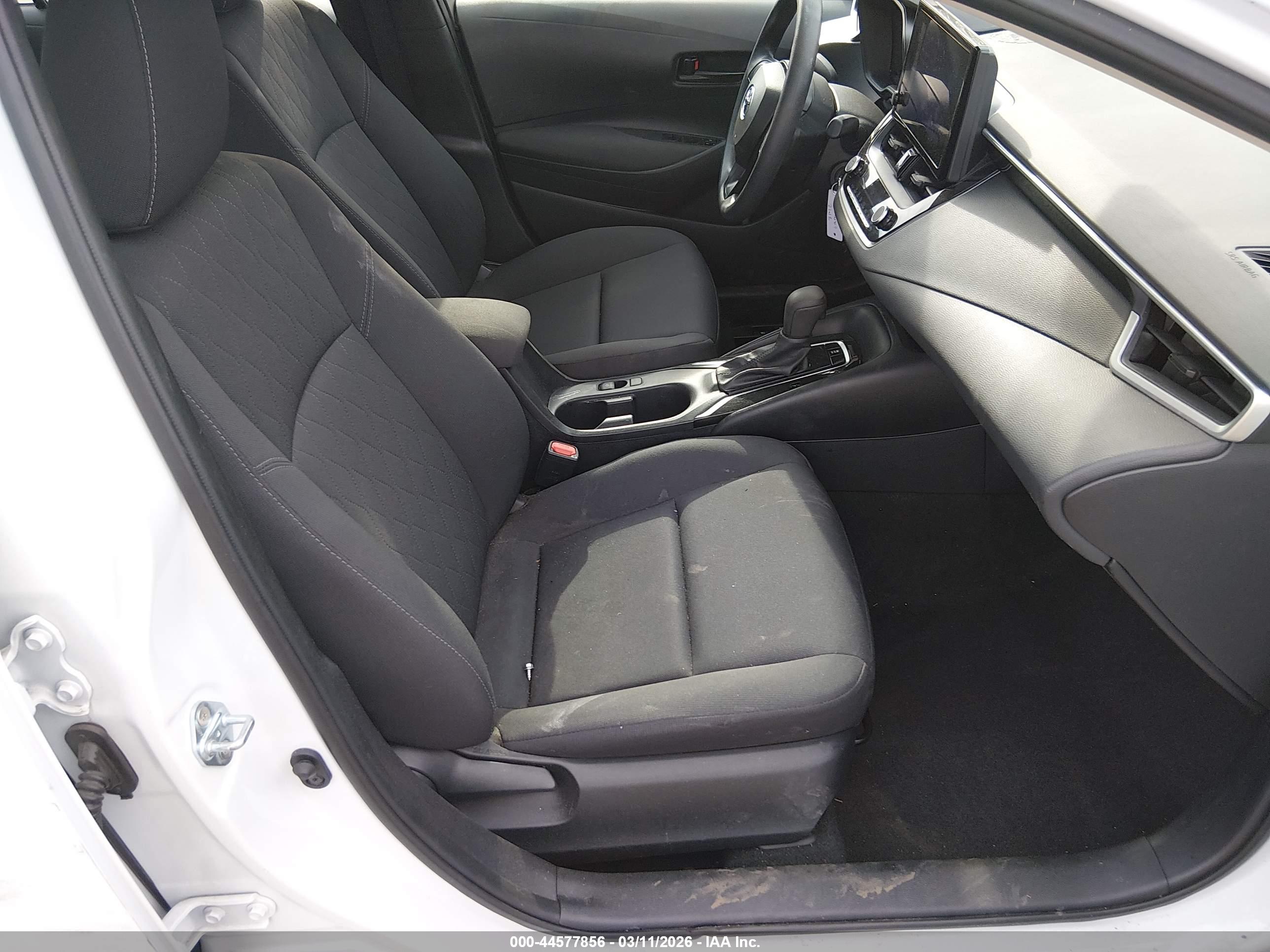 TOYOTA COROLLA image 5