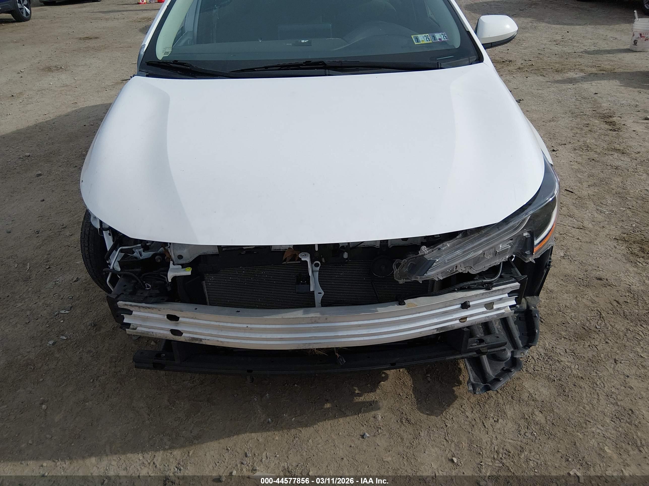 TOYOTA COROLLA image 6