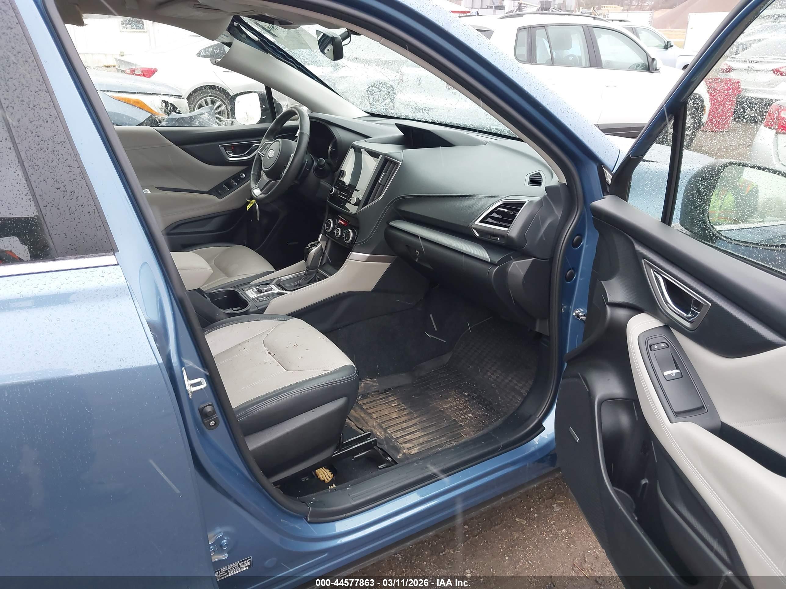 SUBARU FORESTER image 5